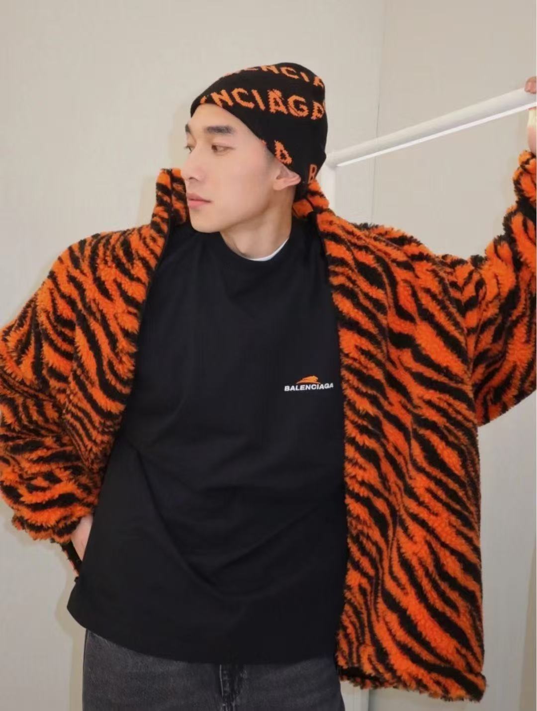 _dKi9seWhPVMaF9Dlb8s9GrfSBiBy4pIeDRb4GoQ