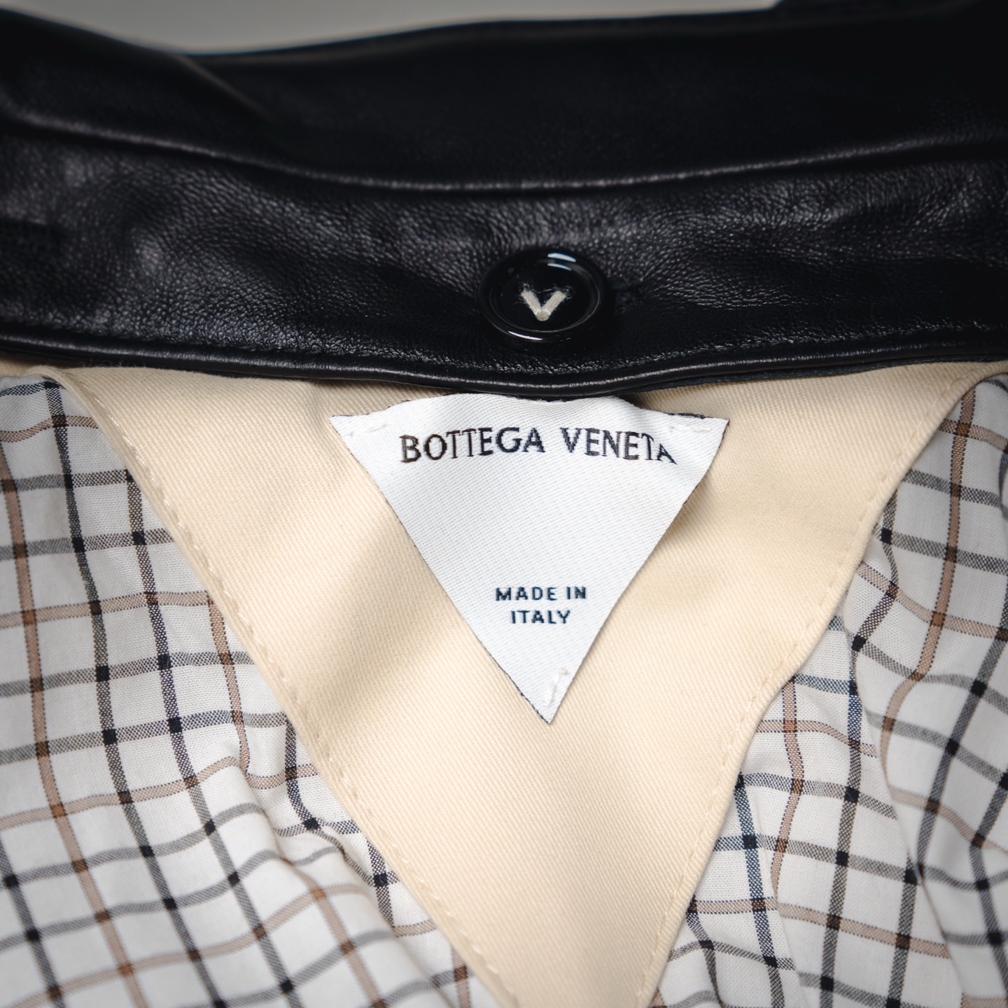 Bottega Veneta 葆蝶家 BV 25FW 编织小羊皮皮领夹克外套