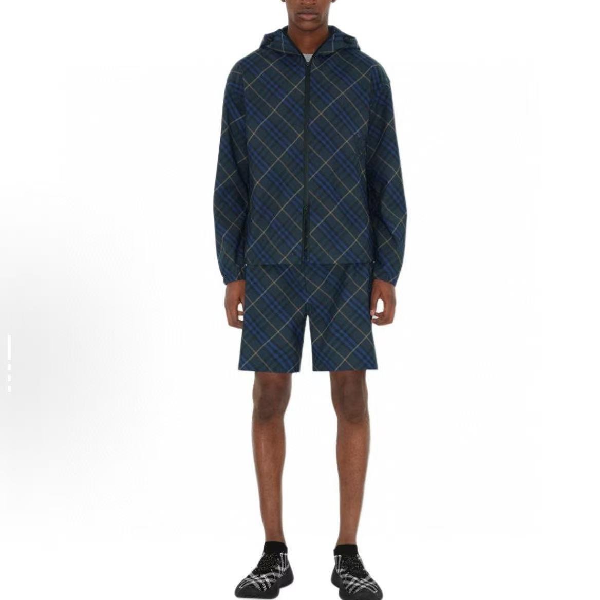 Burberry/巴宝莉 25Fw 战马绣花格纹双面拉链夹克外套 上身集合