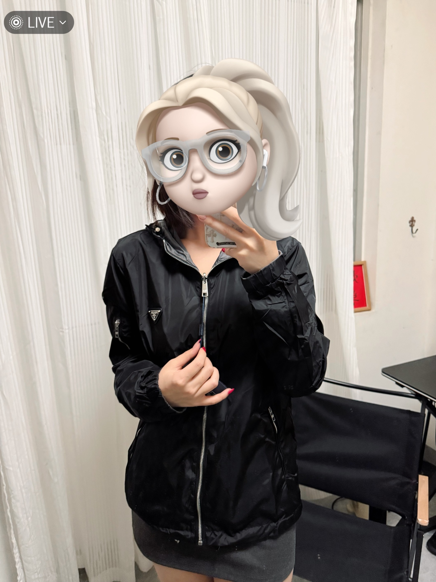 Prada/普拉达2025新款手臂手袋双面夹克外套
上身集合