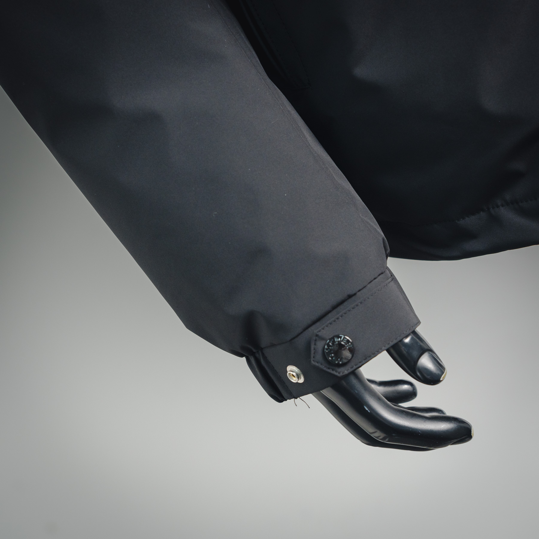 Moncler Epine蒙口短身立领夹克羽绒外套