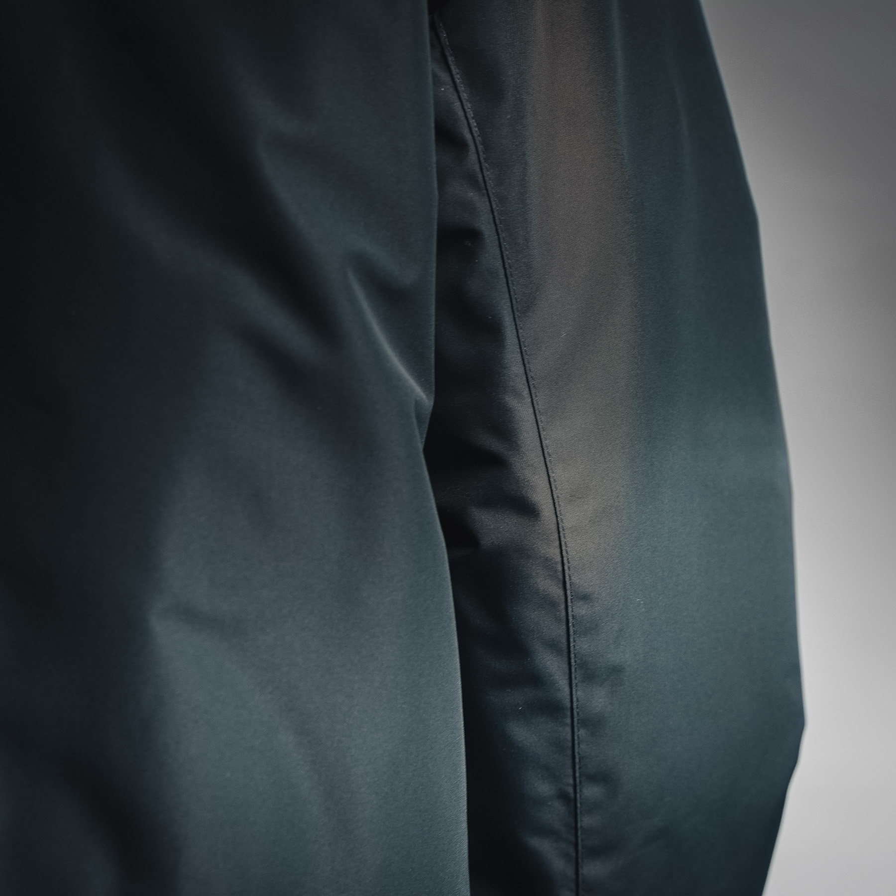Prada/普拉达PRD 25ss手臂口袋连帽羽绒外套