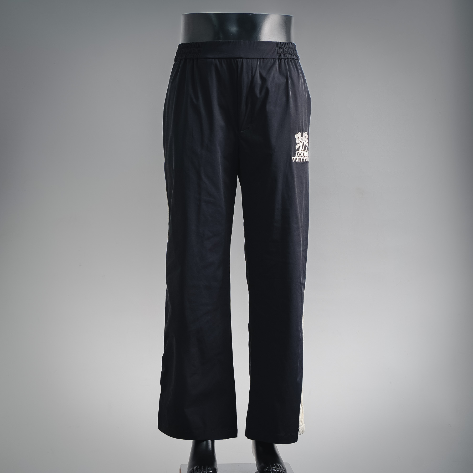 _dbJ9s9cAnJHF1XxWrLuQrbulDn_9yvivpFHdYzg