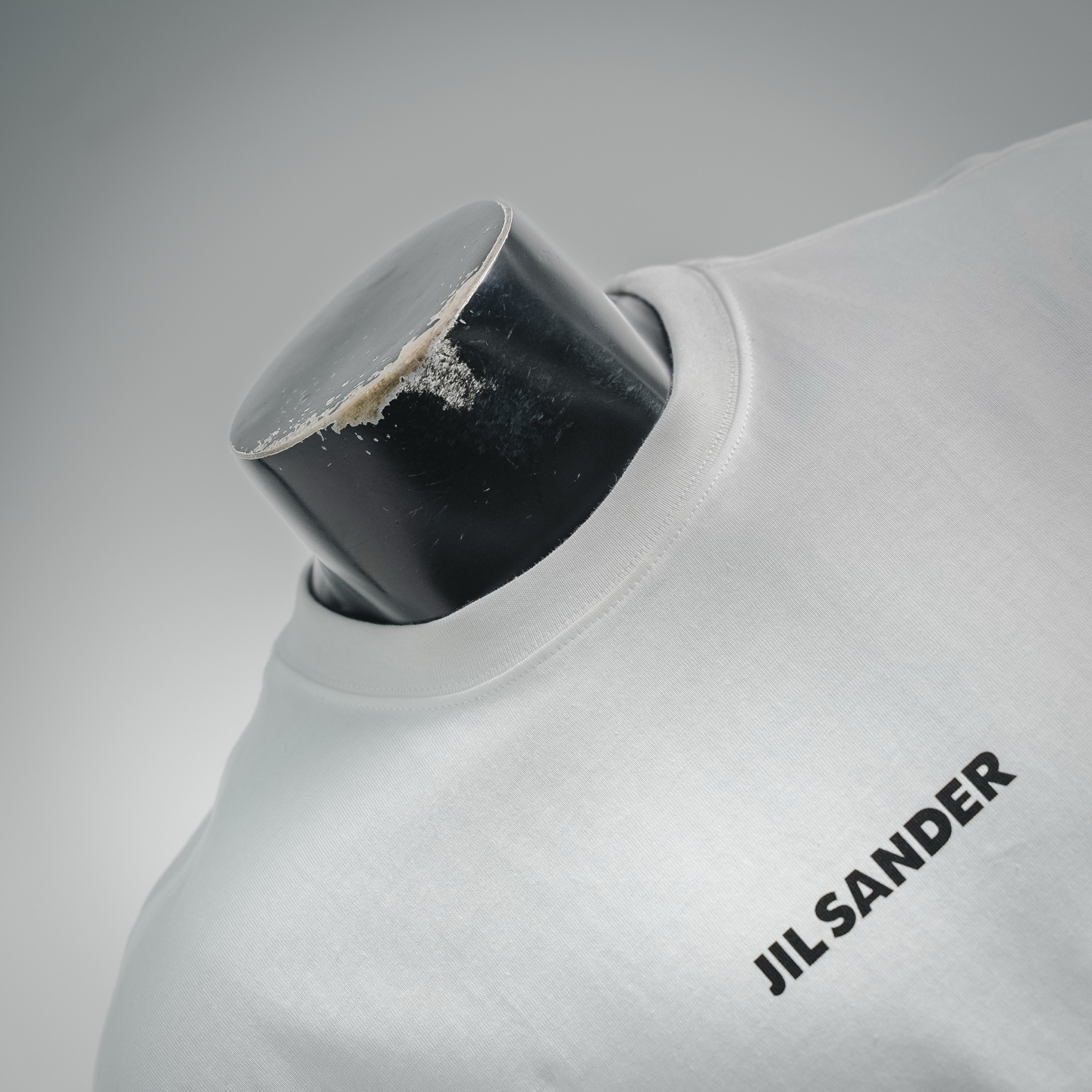 JIL SANDER极简主义风格爱心标语logo短袖T恤-Chinese UA Cheap High Quatity Brand Clothes Bags handbags Sneakers wholesale wholesaler seller from China Factory suppliers Fashion Clothing Shoes best Quality Beautiful Price JIL SANDER极简主义风格爱心标语logo短袖T恤