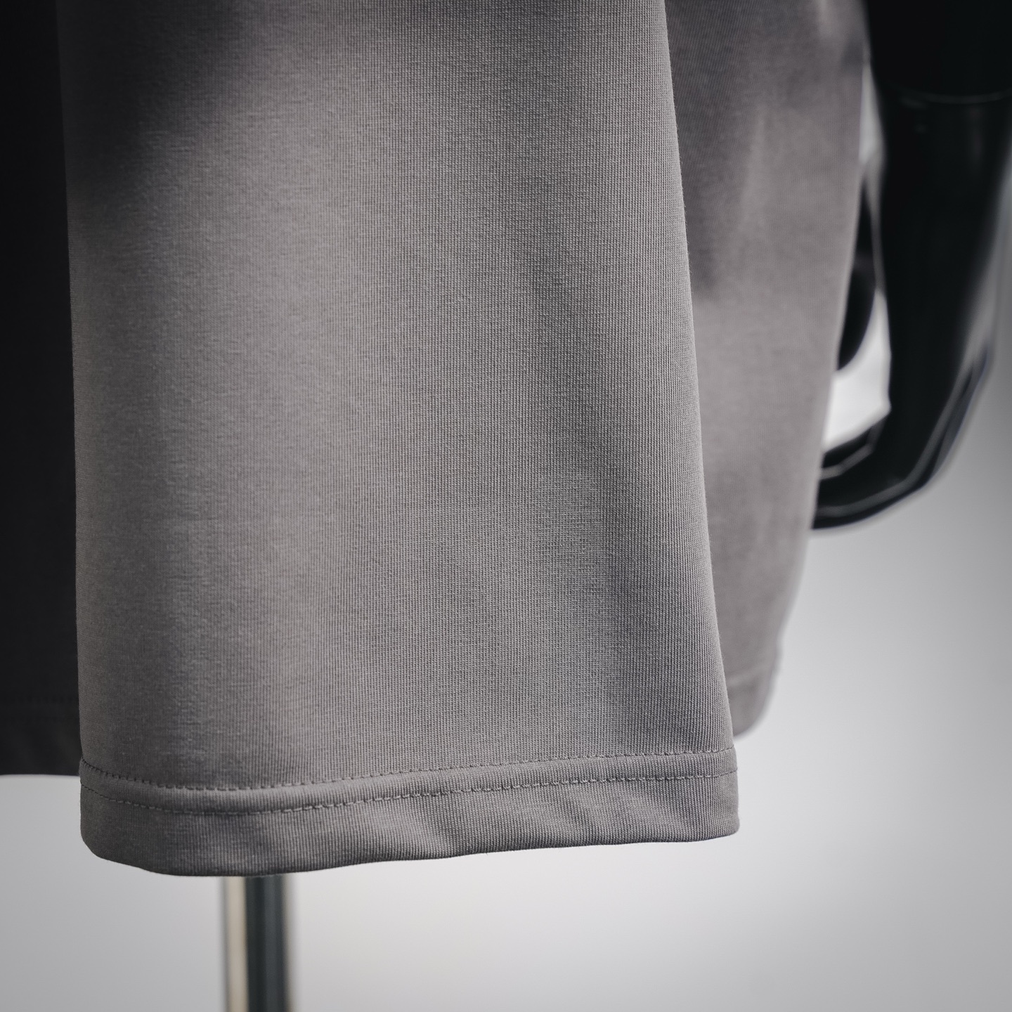 Maison Margiela/马吉拉 M6 刺绣数字LOGO短袖T恤-Chinese UA Cheap High Quatity Brand Clothes Bags handbags Sneakers wholesale wholesaler seller from China Factory suppliers Fashion Clothing Shoes best Quality Beautiful Price Maison Margiela/马吉拉 M6 刺绣数字LOGO短袖T恤