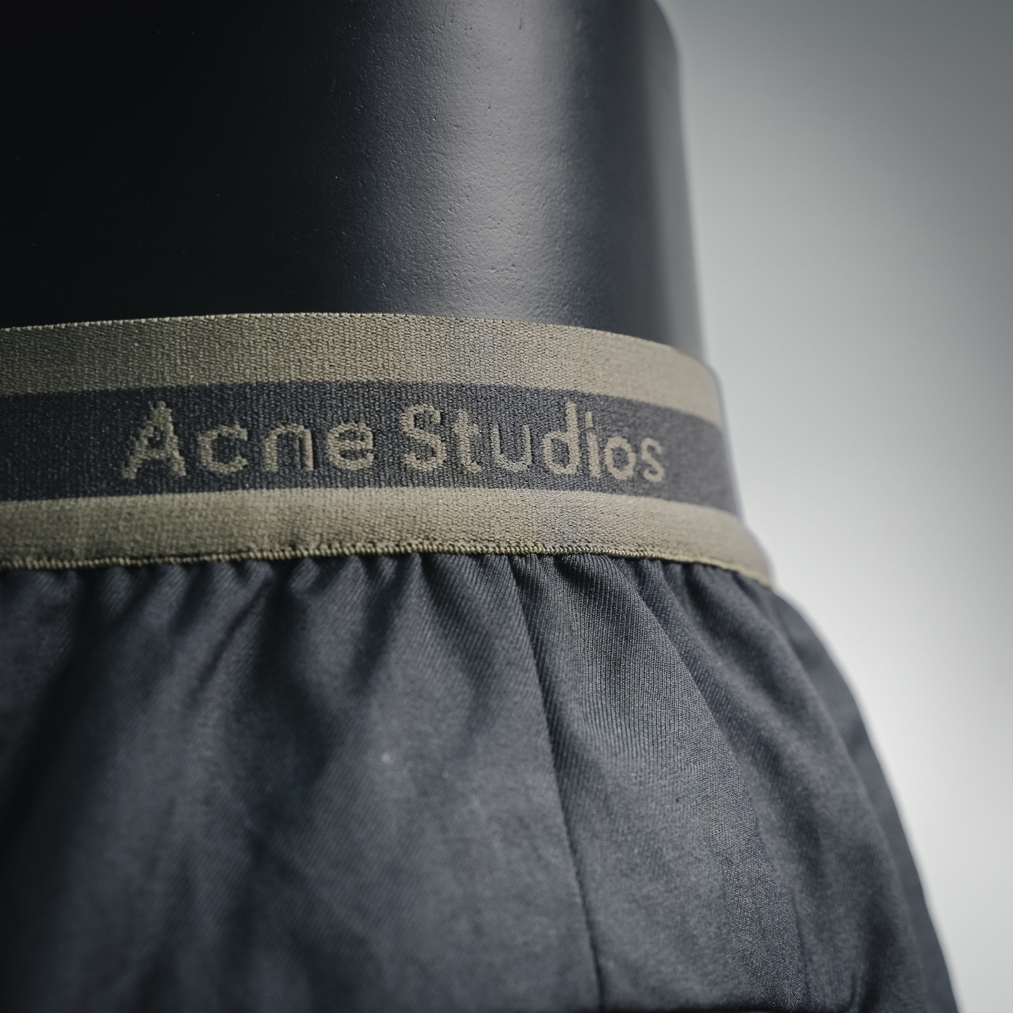 Acne Studios AC 风格薄款阔腿长裤