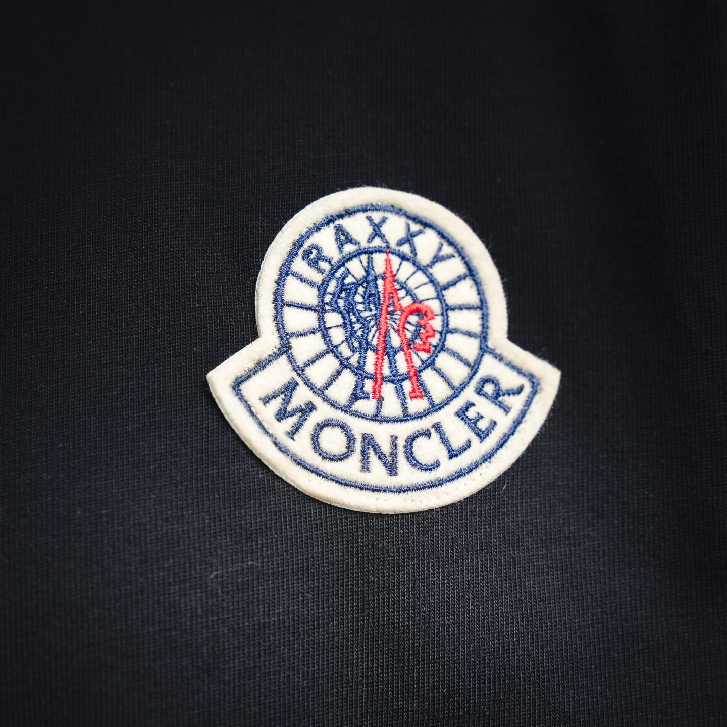 Moncler/蒙口 胸口刺绣徽标logo短袖T恤