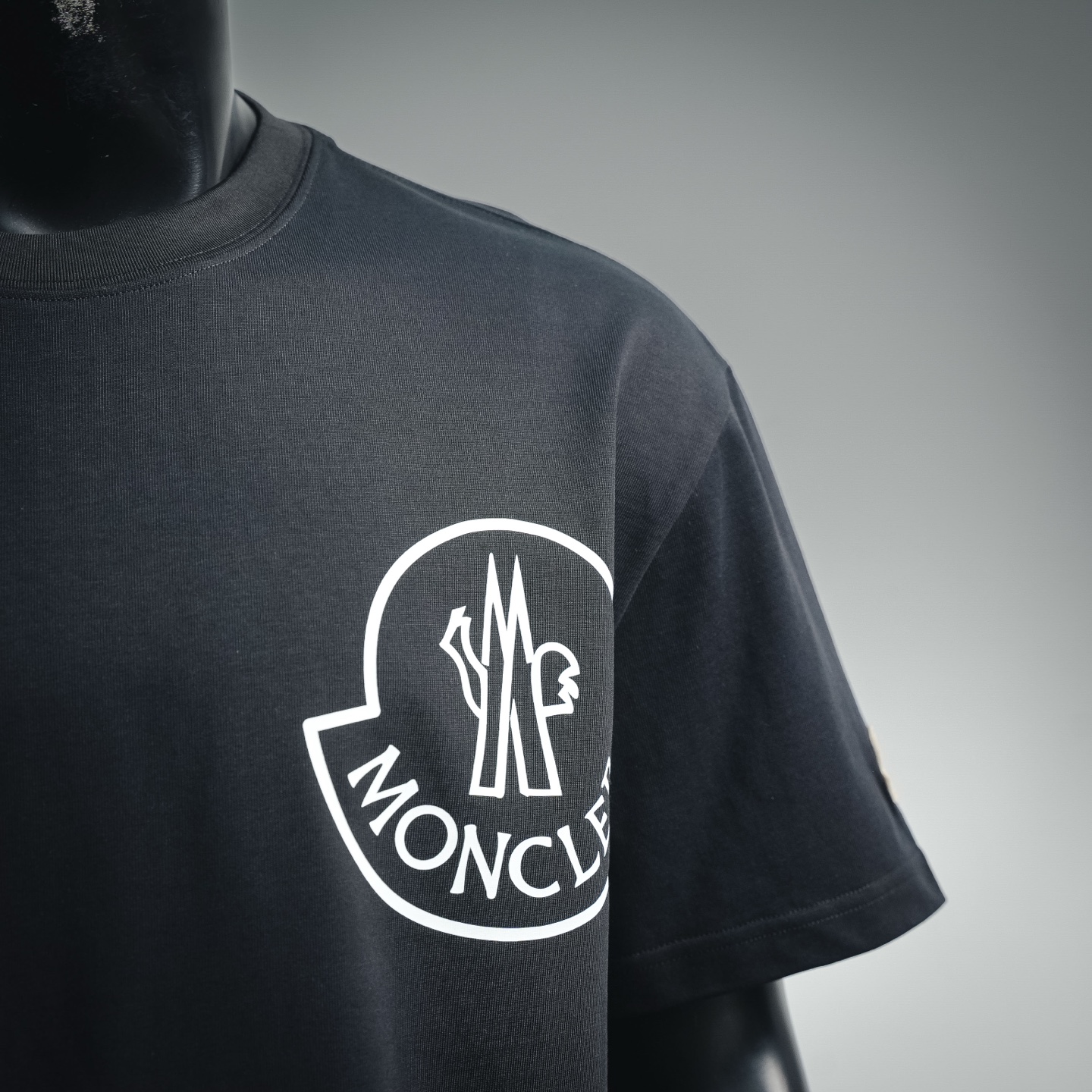 Moncler/蒙口 25ss 胸口logo印花短袖