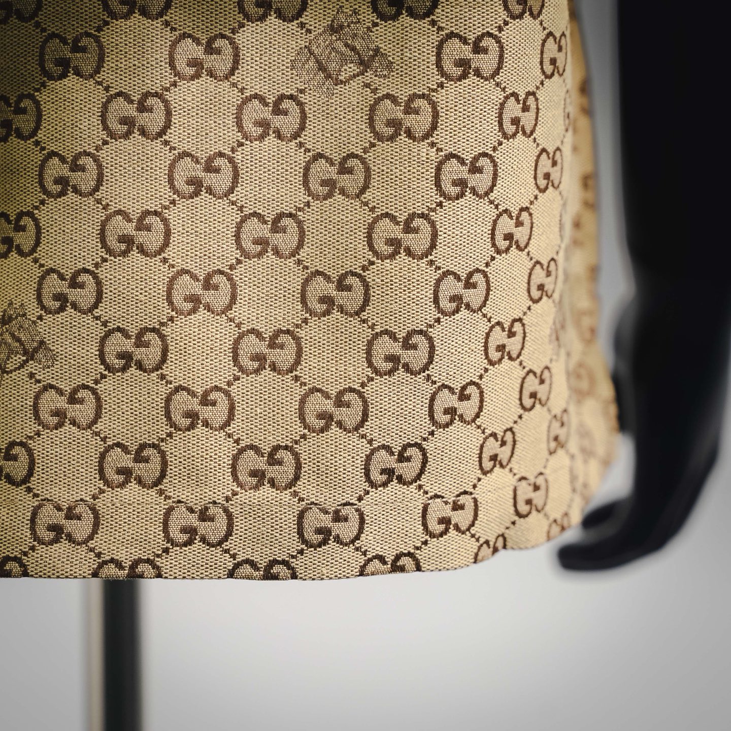 GUCCI古驰 经典GG老花刺绣马年徽章古巴领短袖衬衫-Chinese UA Cheap High Quatity Brand Clothes Bags handbags Sneakers wholesale wholesaler seller from China Factory suppliers Fashion Clothing Shoes best Quality Beautiful Price GUCCI古驰 经典GG老花刺绣马年徽章古巴领短袖衬衫