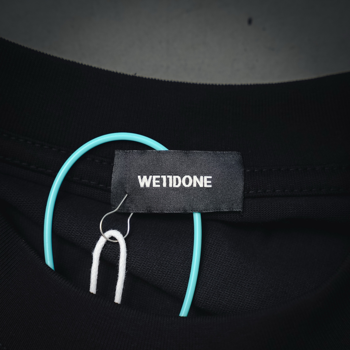 WE11DONE 26SS官网明星同款彩色喷绘LOGO印花短袖T恤-Chinese UA Cheap High Quatity Brand Clothes Bags handbags Sneakers wholesale wholesaler seller from China Factory suppliers Fashion Clothing Shoes best Quality Beautiful Price WE11DONE 26SS官网明星同款彩色喷绘LOGO印花短袖T恤