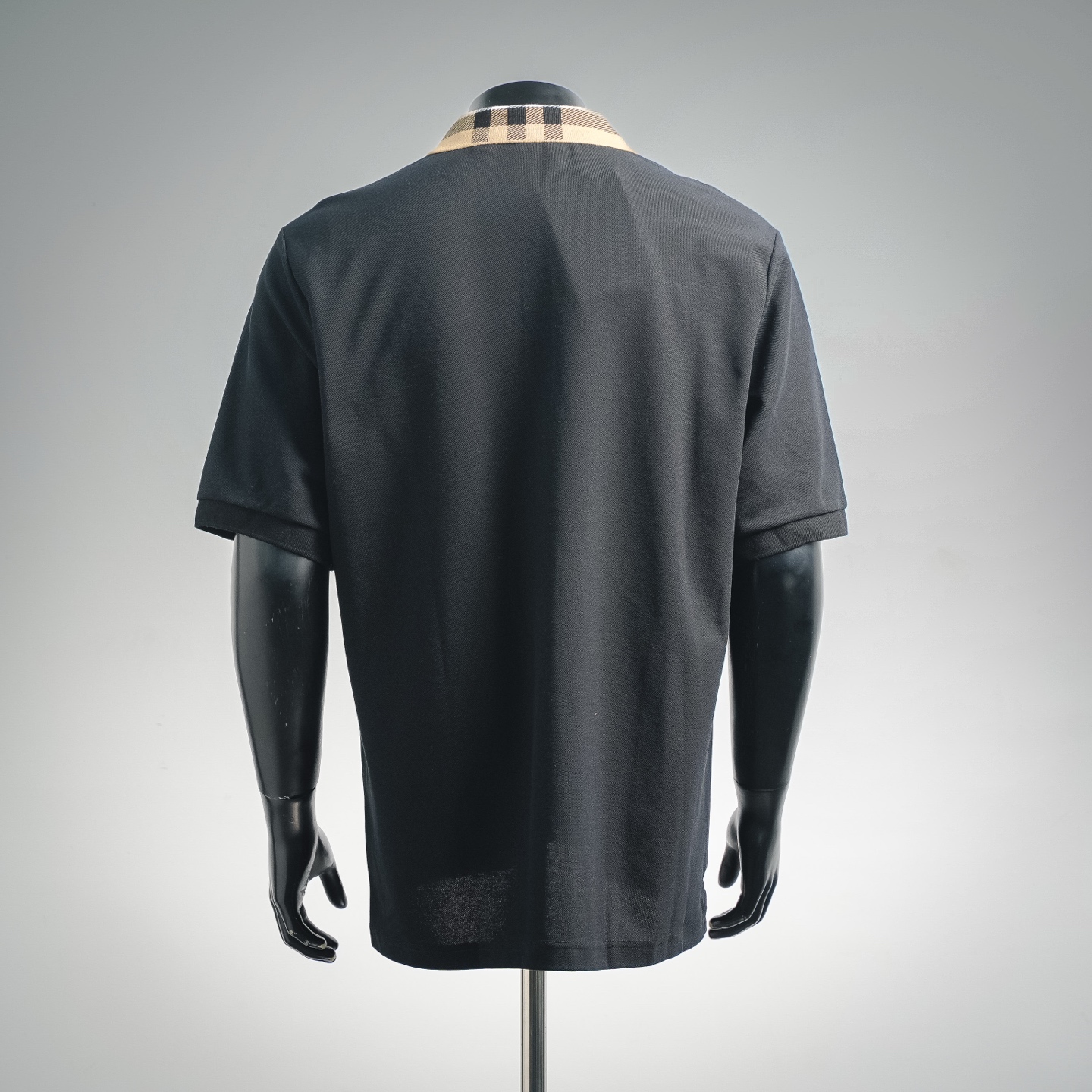 Burberry巴宝莉 领子经典格纹撞色短袖Polo衫 黑色 白色 卡其