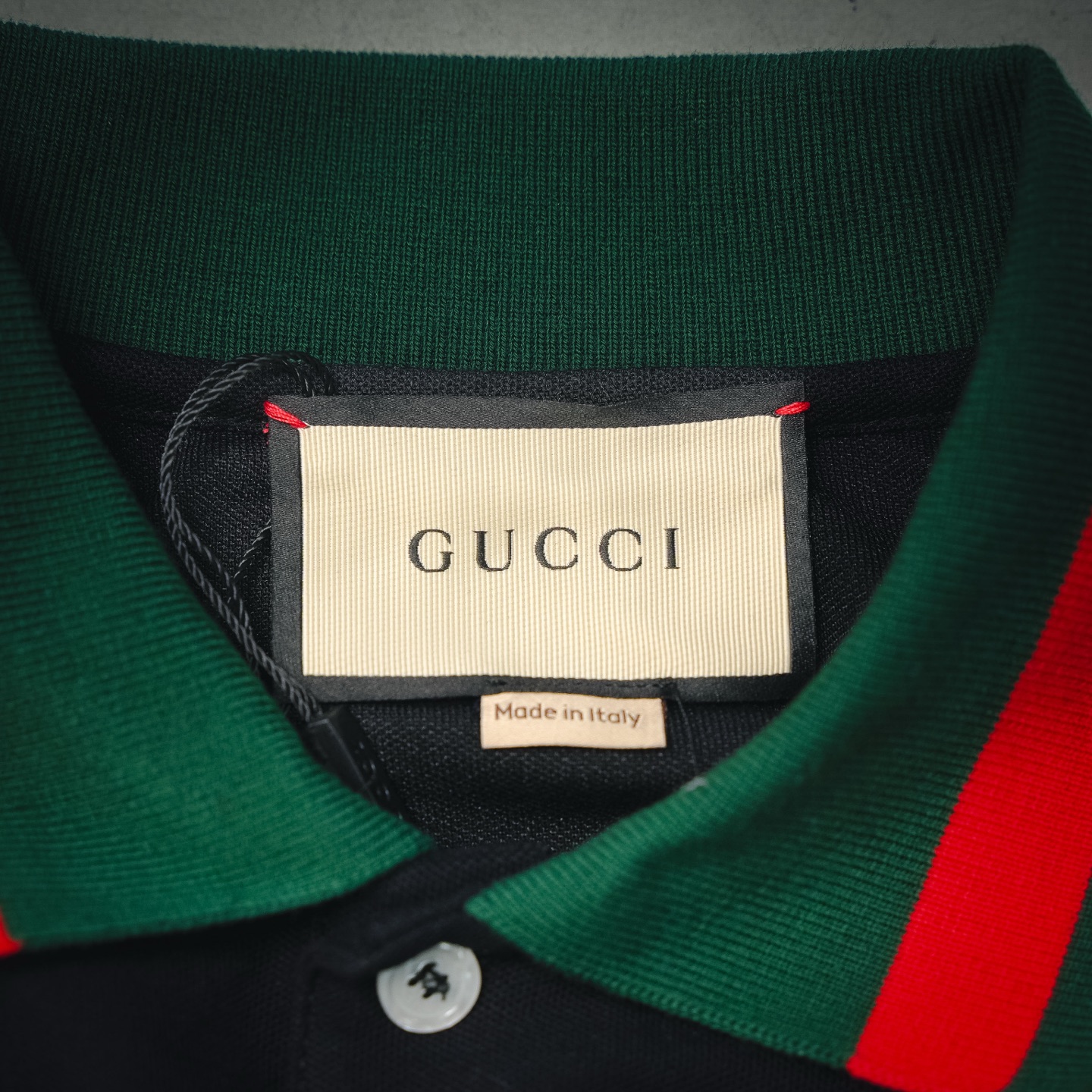 GUCCI 古驰25SS 经典红绿织带双G暗纹刺绣短袖Polo衫 黑色 白色 卡其-Chinese UA Cheap High Quatity Brand Clothes Bags handbags Sneakers wholesale wholesaler seller from China Factory suppliers Fashion Clothing Shoes best Quality Beautiful Price GUCCI 古驰25SS 经典红绿织带双G暗纹刺绣短袖Polo衫 黑色 白色 卡其