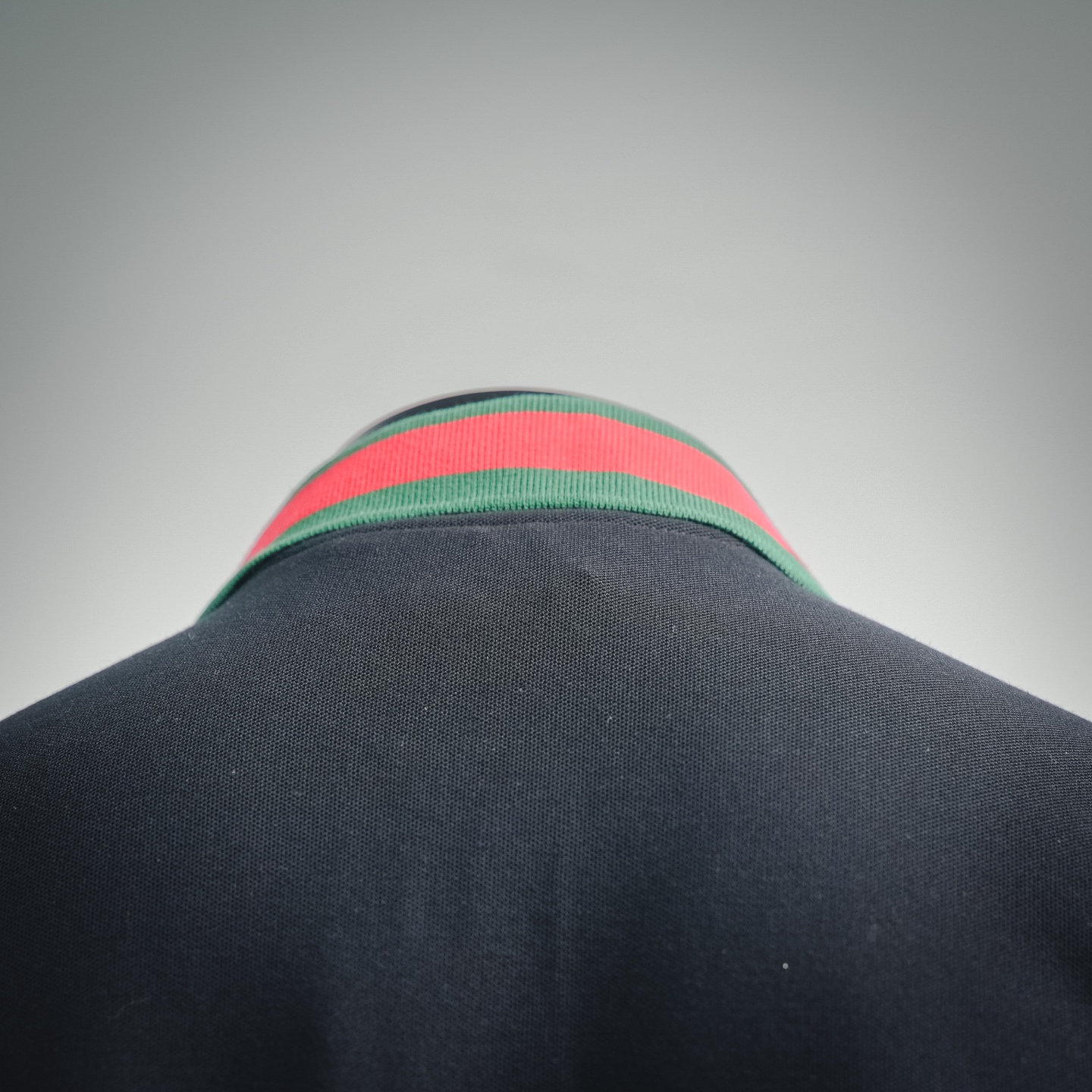 GUCCI 古驰25SS 经典红绿织带双G暗纹刺绣短袖Polo衫 黑色 白色 卡其-Chinese UA Cheap High Quatity Brand Clothes Bags handbags Sneakers wholesale wholesaler seller from China Factory suppliers Fashion Clothing Shoes best Quality Beautiful Price GUCCI 古驰25SS 经典红绿织带双G暗纹刺绣短袖Polo衫 黑色 白色 卡其