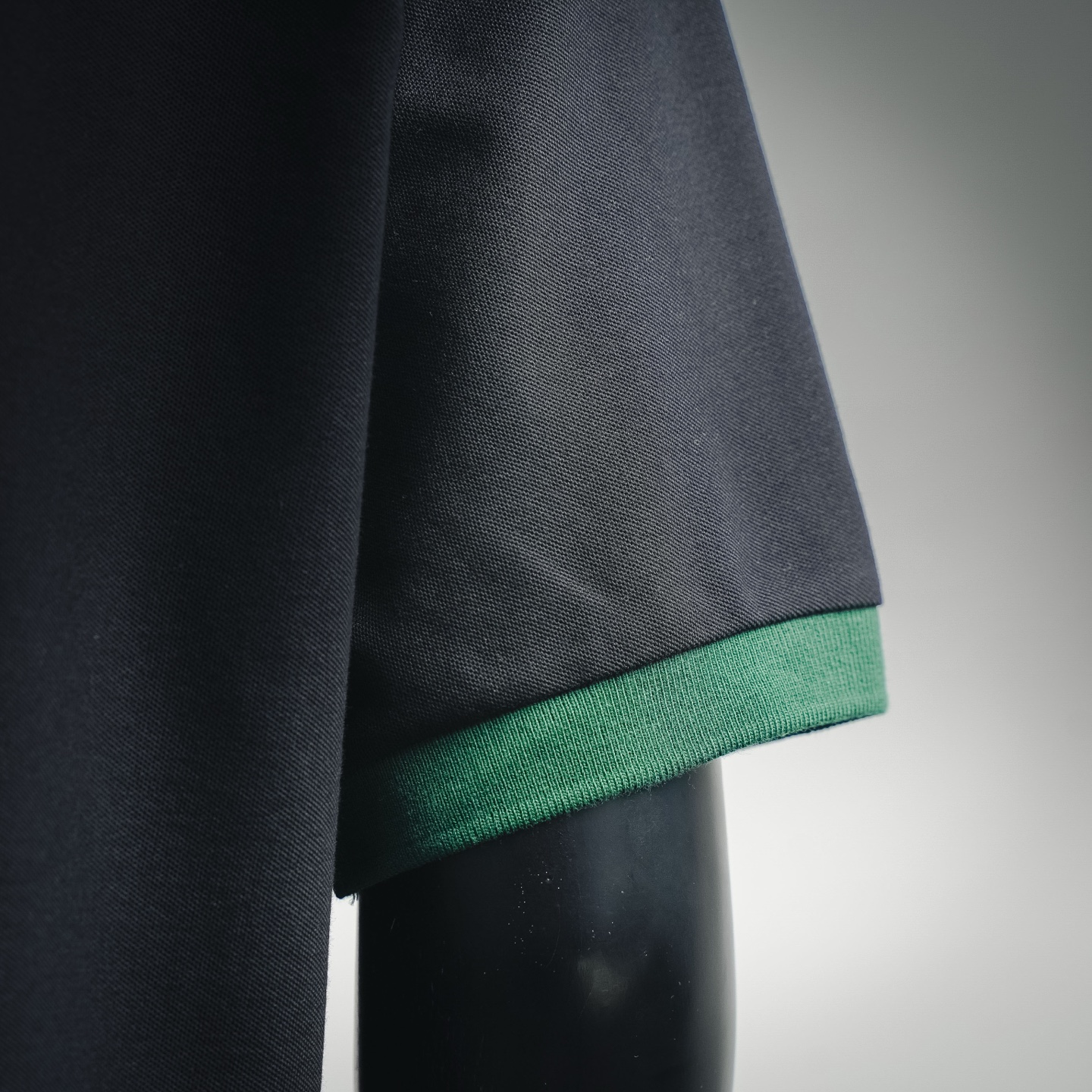 GUCCI 古驰25SS 经典红绿织带双G暗纹刺绣短袖Polo衫 黑色 白色 卡其-Chinese UA Cheap High Quatity Brand Clothes Bags handbags Sneakers wholesale wholesaler seller from China Factory suppliers Fashion Clothing Shoes best Quality Beautiful Price GUCCI 古驰25SS 经典红绿织带双G暗纹刺绣短袖Polo衫 黑色 白色 卡其