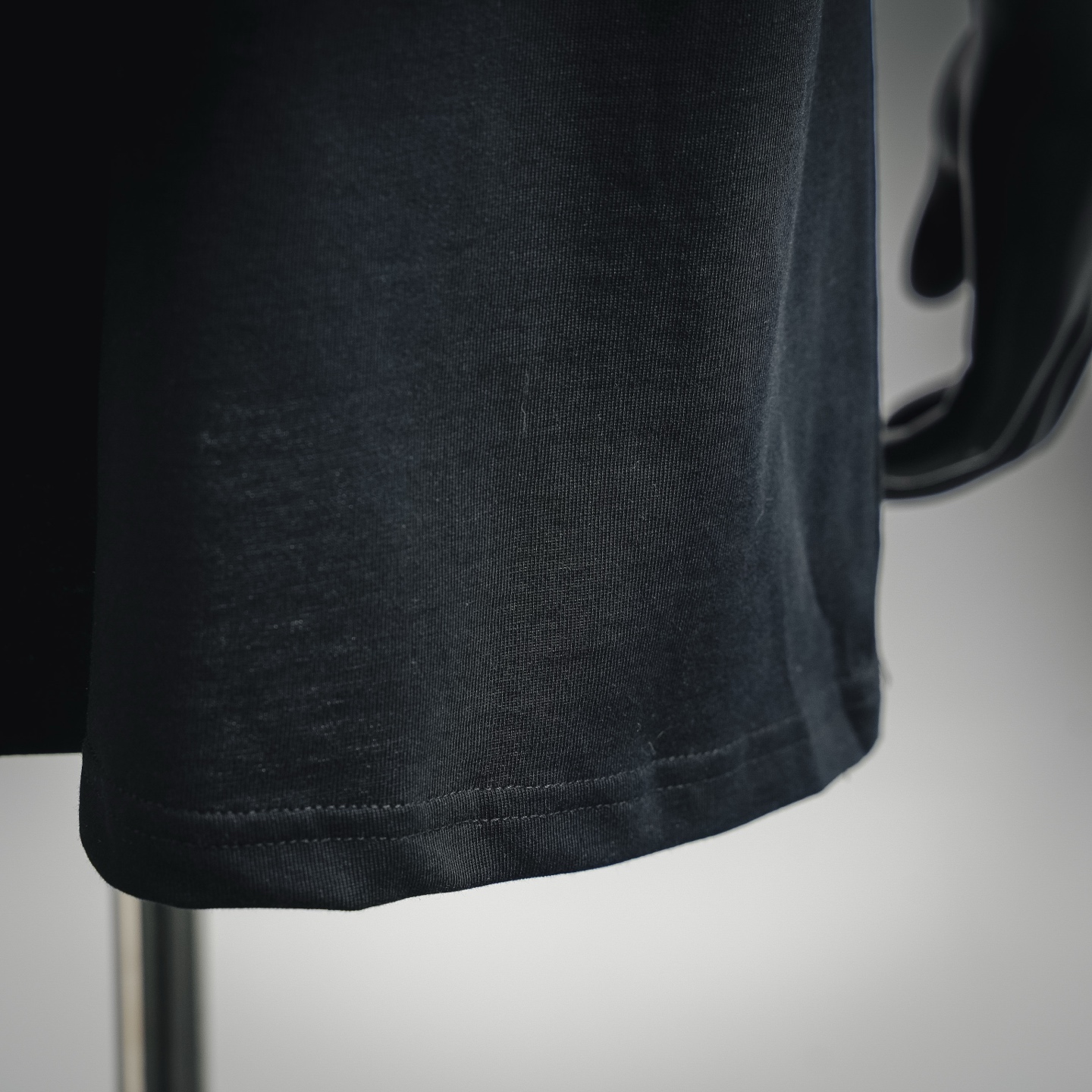 Burberry巴宝莉经典格纹织带拉肩战马刺绣短袖T恤-Top High Quatity Cheap Sneakers Fashion Clothing Clothes Bags handbags Shoes of all Brand wholesale With The best Quality And Beautiful Price from China Factory Chinese suppliers wholesaler seller Burberry巴宝莉经典格纹织带拉肩战马刺绣短袖T恤