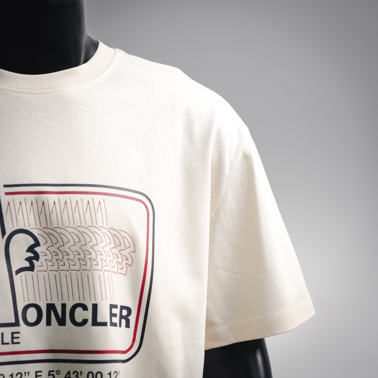 Moncler/蒙口 26ss山地坐标印花短袖T恤