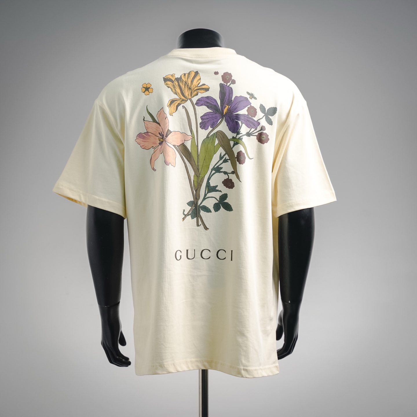 Gucci 古驰 花卉字母印花短袖T恤 杏色-莆田鞋,莆田鞋货源,高仿鞋,高仿鞋货源,安福档口,莆田高仿鞋,莆田鞋批发,高仿鞋批发,莆田高仿运动鞋,高仿运动鞋,莆田运动鞋 Gucci 古驰 花卉字母印花短袖T恤 杏色
