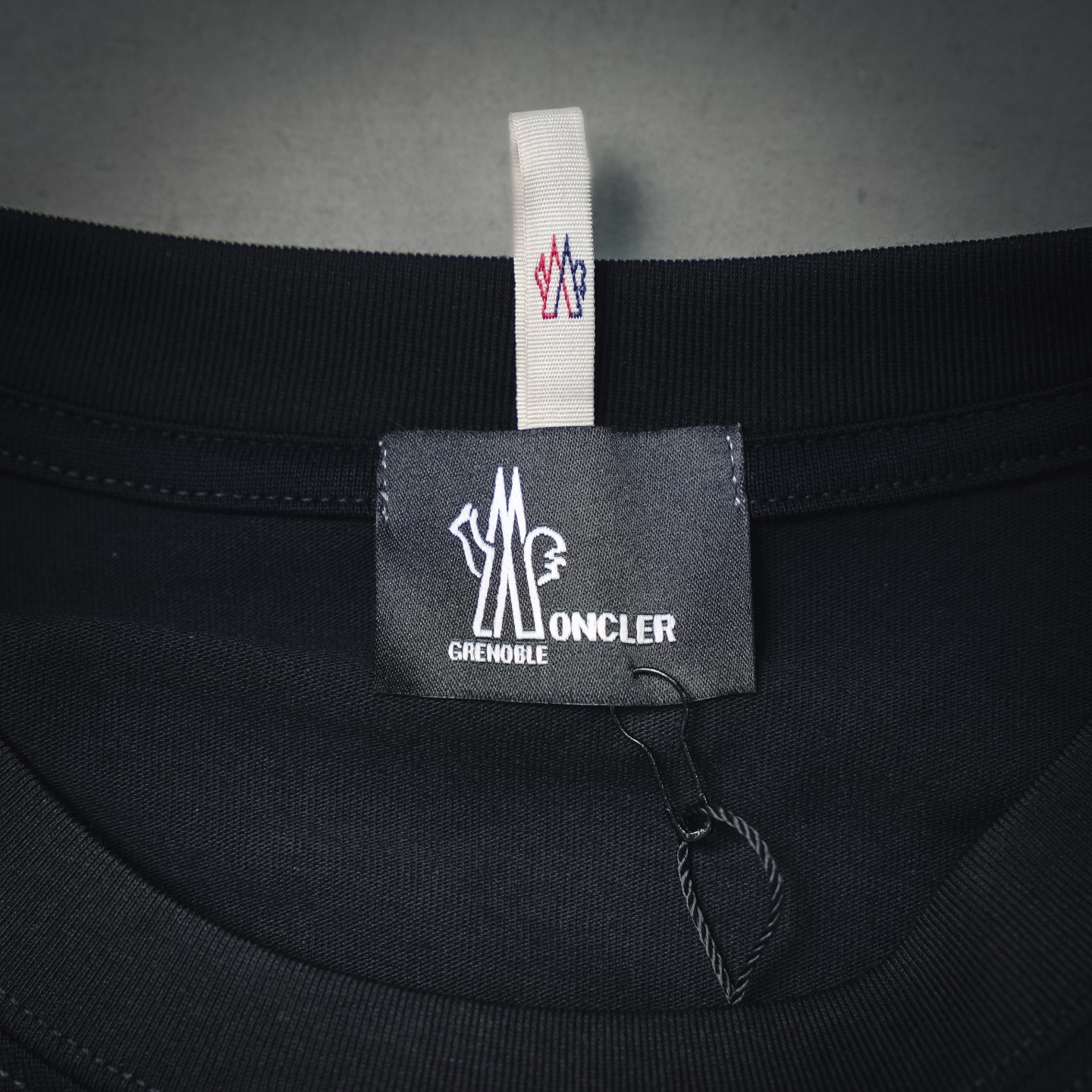 Moncler/蒙口 26ss 坐标字母印花短袖