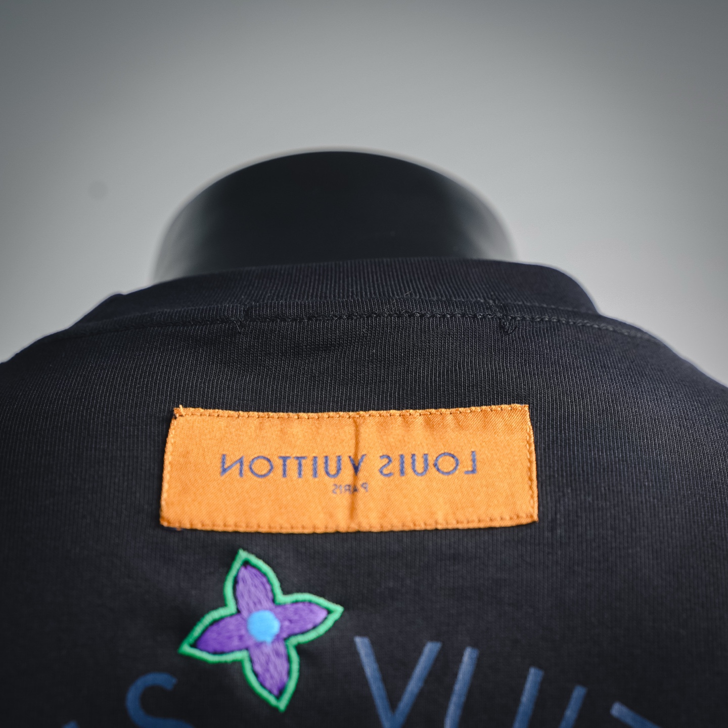 Louis Vuitton LV刺绣logo彩色三花短袖T恤 黑色 白色