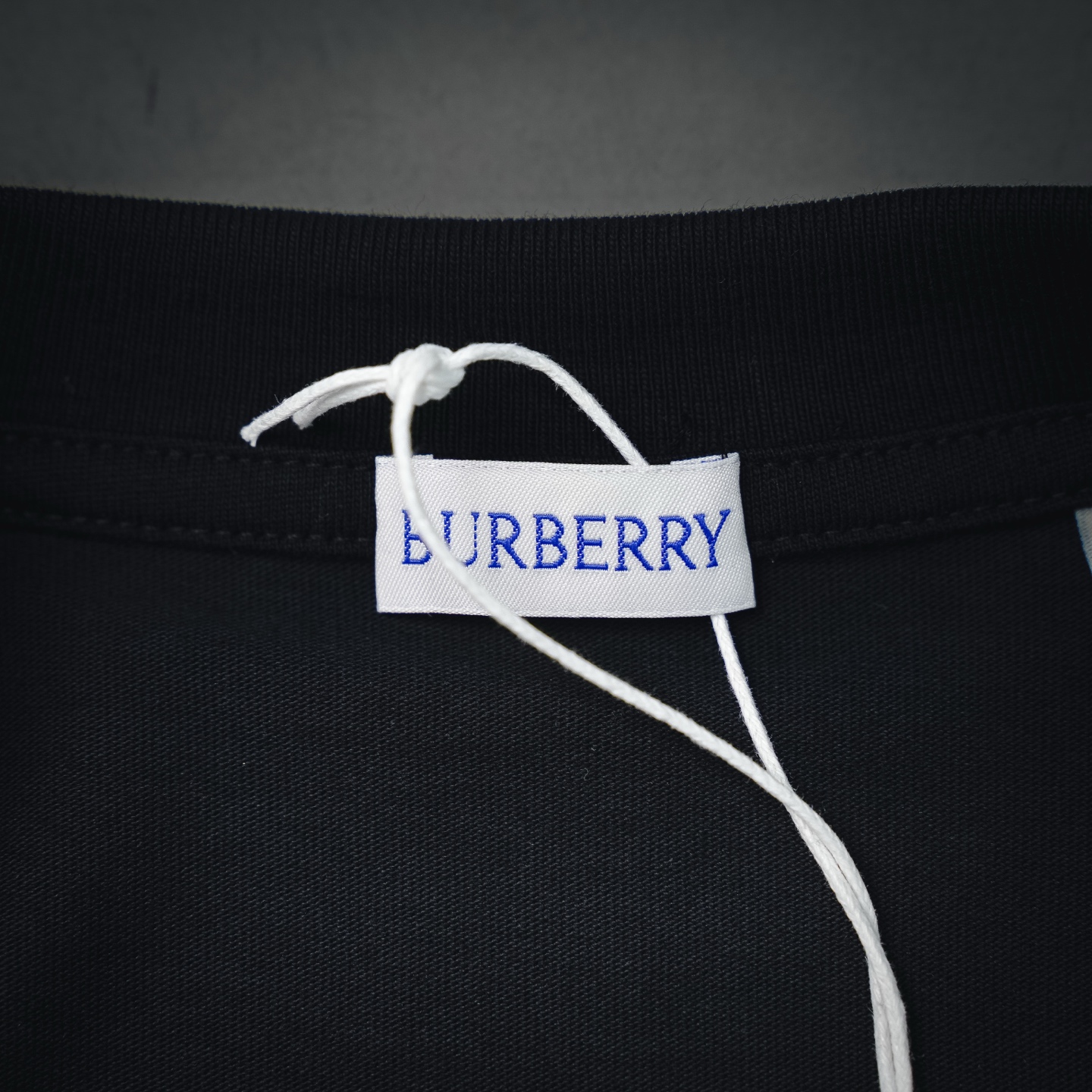 Burberry巴宝莉条纹印花对位经典战马刺绣短袖T恤 Burberry巴宝莉条纹印花对位经典战马刺绣短袖T恤