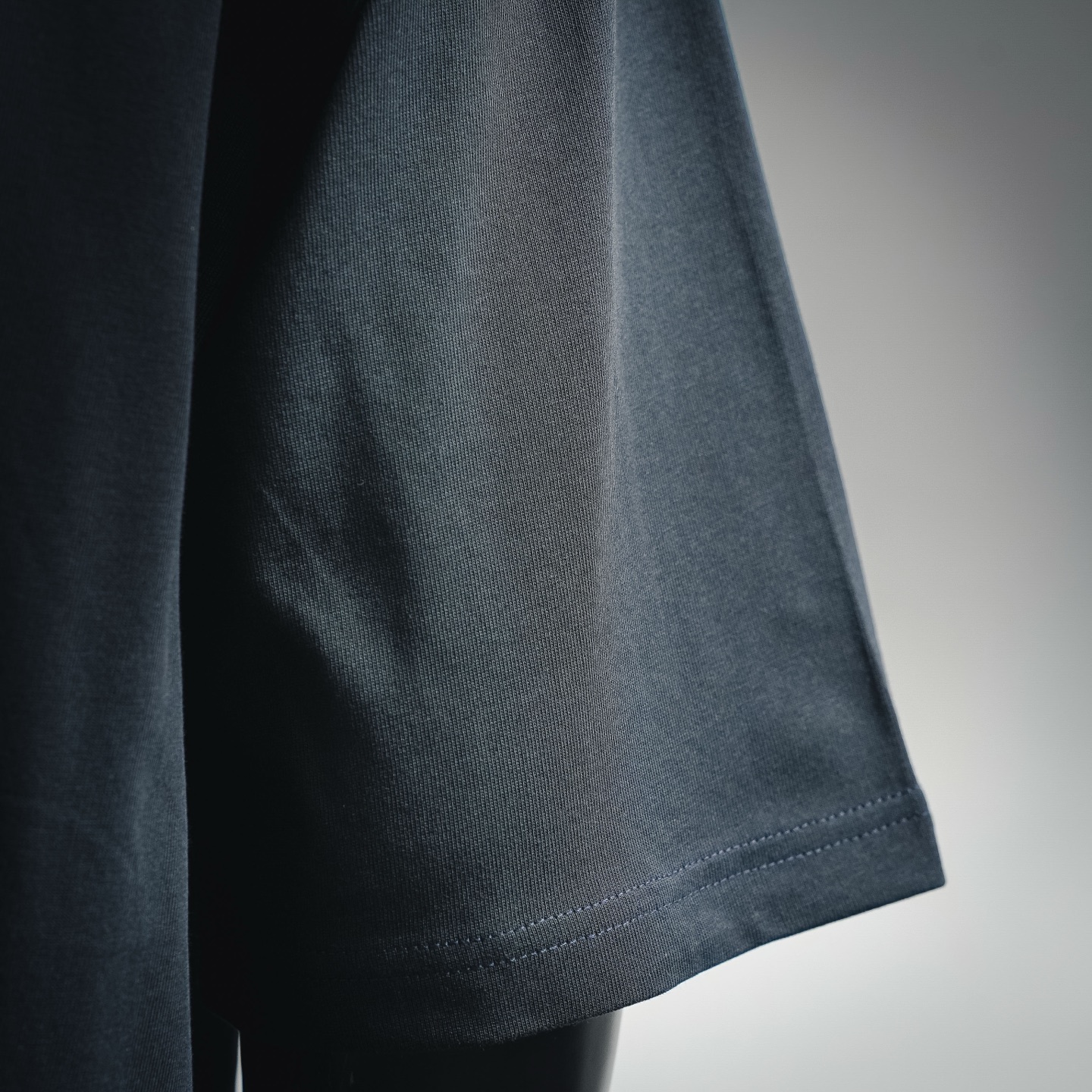 Balenciaga/巴黎世家 BLCG灰圆环字母刺绣短袖