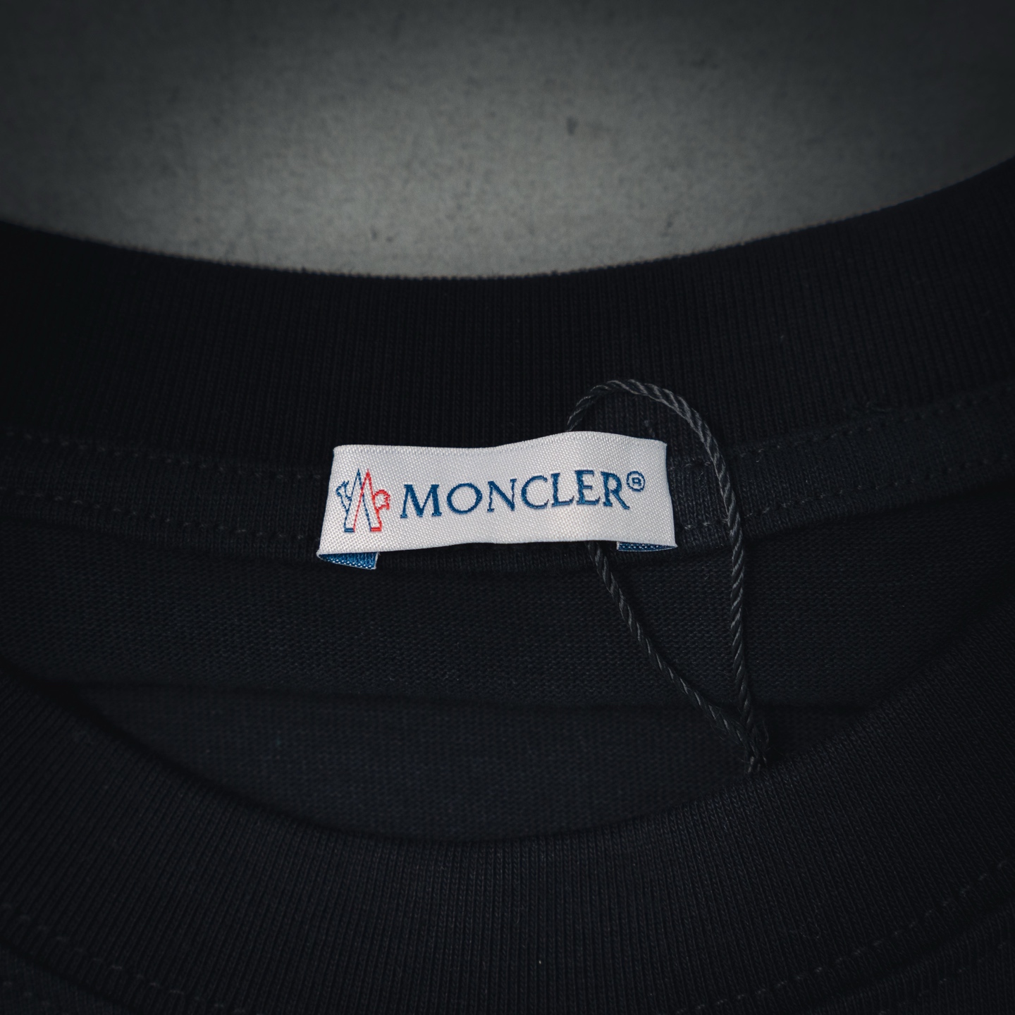 Moncler/蒙口 26ss 胸前三色刺绣小标logo短袖T恤 Moncler/蒙口 26ss 胸前三色刺绣小标logo短袖T恤