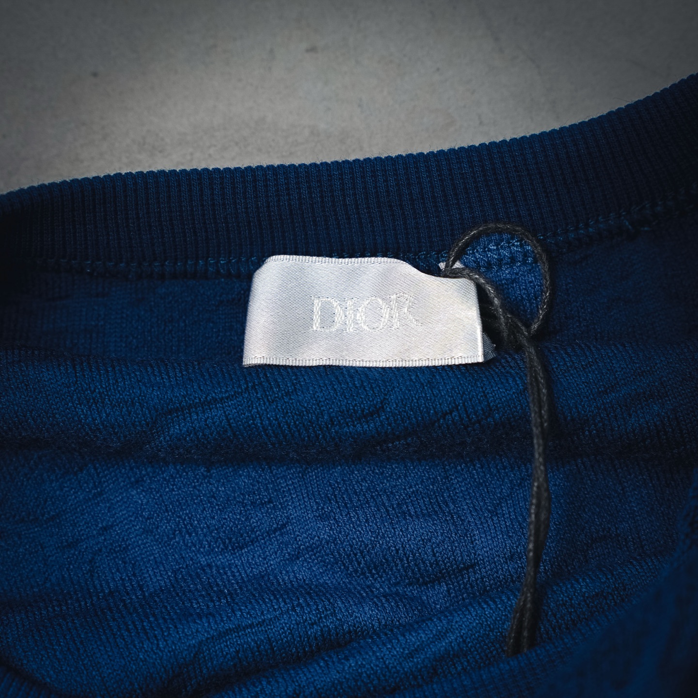Dior 迪奥经典老花暗纹毛巾短袖T恤 CD标志性Oblique满印老花暗纹肌理-Chinese UA Cheap High Quatity Brand Clothes Bags handbags Sneakers wholesale wholesaler seller from China Factory suppliers Fashion Clothing Shoes best Quality Beautiful Price Dior 迪奥经典老花暗纹毛巾短袖T恤 CD标志性Oblique满印老花暗纹肌理