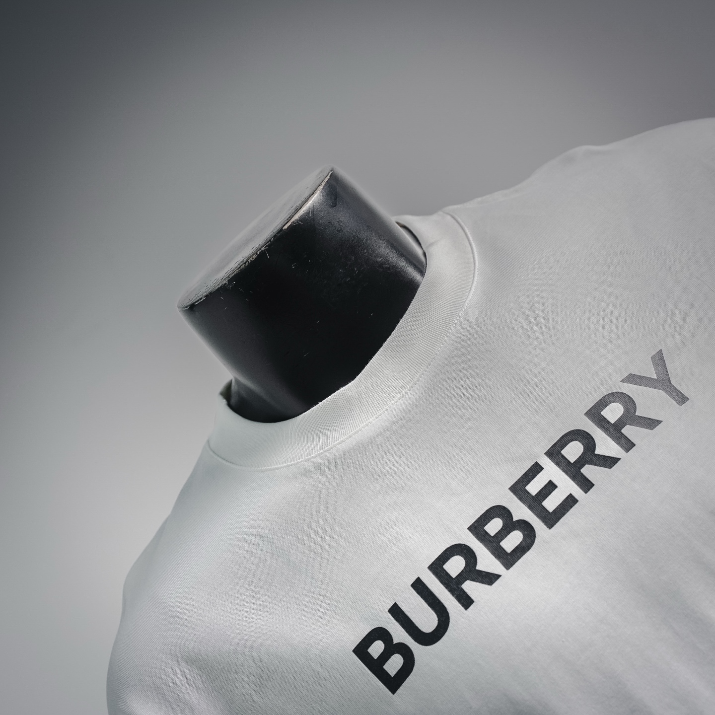Burberry巴宝莉经典字母印花短袖T恤