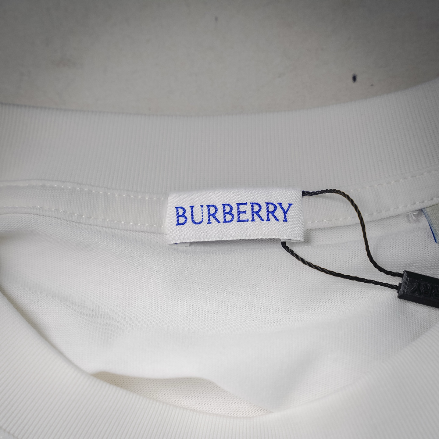 Burberry巴宝莉经典字母印花短袖T恤