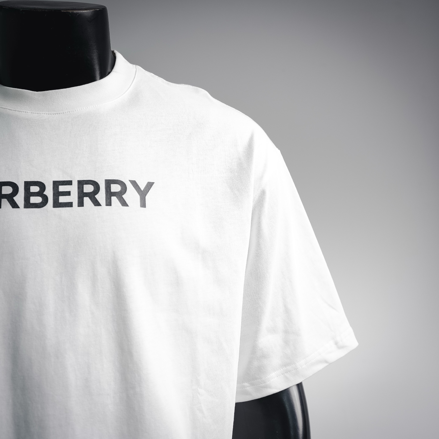 Burberry巴宝莉经典字母印花短袖T恤