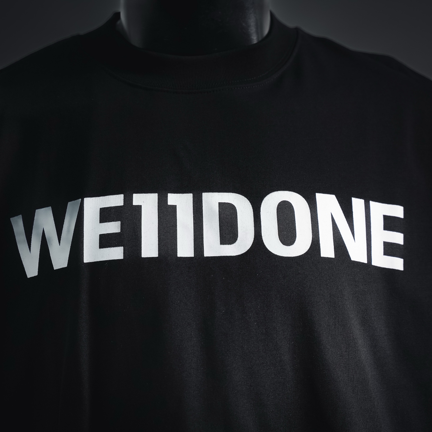 WE11DONE线上数据款王嘉尔同款经典LOGO字母印花百搭情侣短袖T恤 黑色 白色-Top High Quatity Cheap Sneakers Fashion Clothing Clothes Bags handbags Shoes of all Brand wholesale With The best Quality And Beautiful Price from China Factory Chinese suppliers wholesaler seller WE11DONE线上数据款王嘉尔同款经典LOGO字母印花百搭情侣短袖T恤 黑色 白色