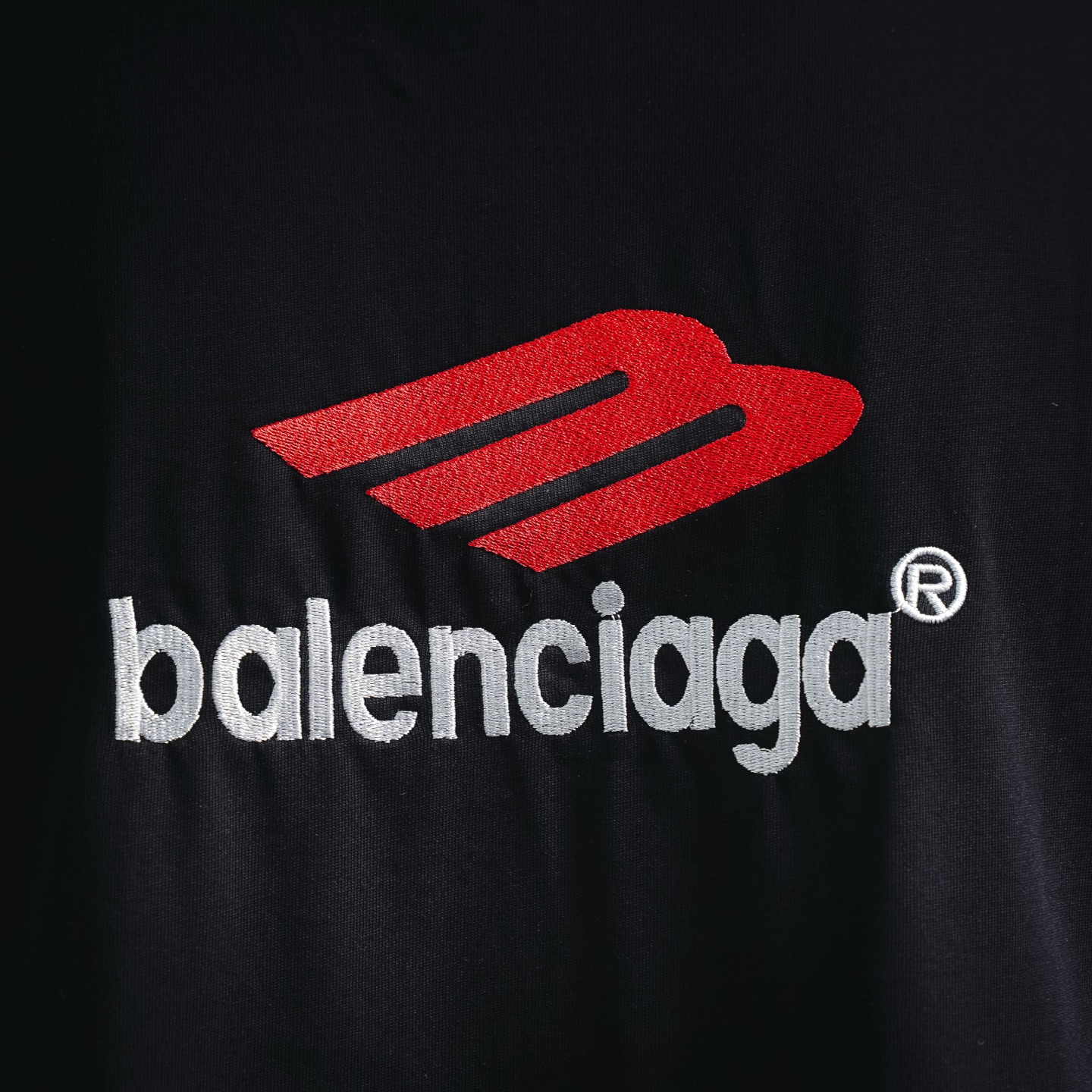 Balenciaga巴黎世家24SS 刺绣3B大logo滑雪短袖T恤-莆田鞋,莆田鞋货源,高仿鞋,高仿鞋货源,安福档口,莆田高仿鞋,莆田鞋批发,高仿鞋批发,莆田高仿运动鞋,高仿运动鞋,莆田运动鞋 Balenciaga巴黎世家24SS 刺绣3B大logo滑雪短袖T恤