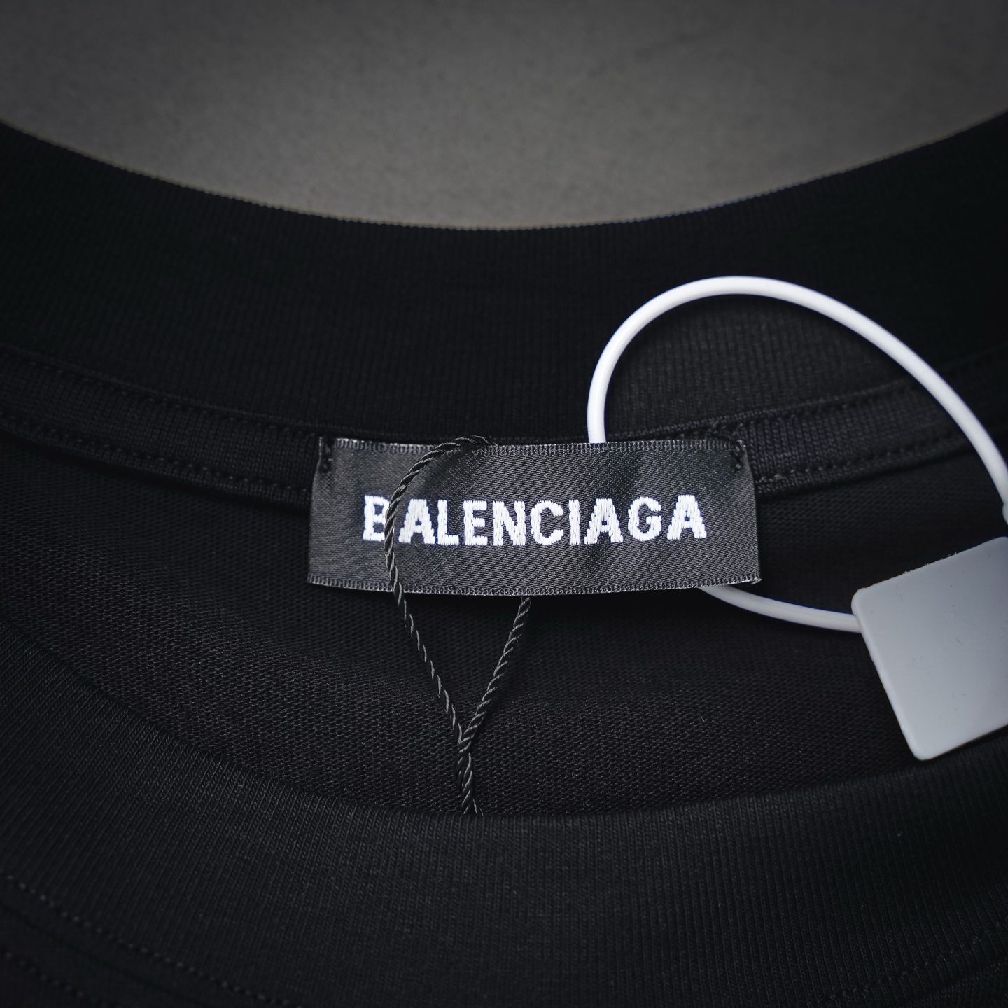 Balenciaga巴黎世家24SS 刺绣3B大logo滑雪短袖T恤-莆田鞋,莆田鞋货源,高仿鞋,高仿鞋货源,安福档口,莆田高仿鞋,莆田鞋批发,高仿鞋批发,莆田高仿运动鞋,高仿运动鞋,莆田运动鞋 Balenciaga巴黎世家24SS 刺绣3B大logo滑雪短袖T恤