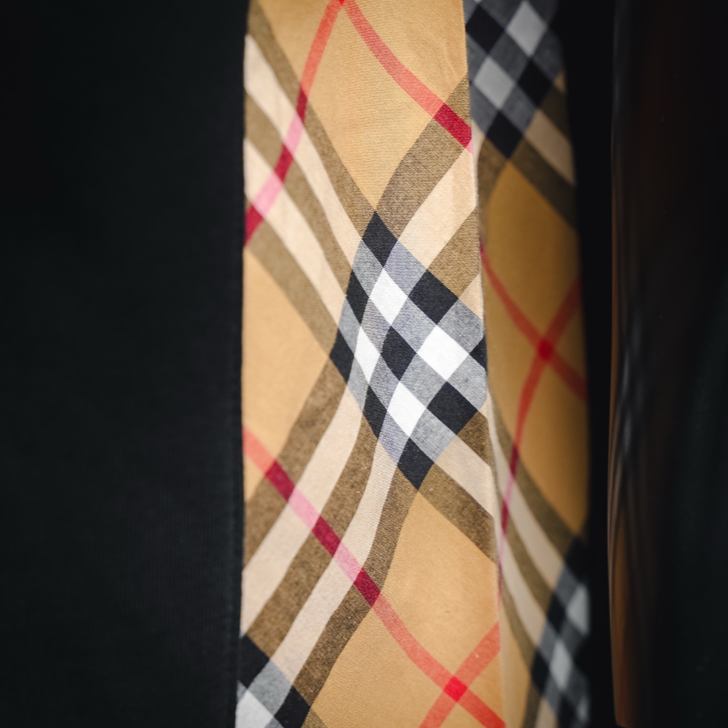 Burberry 巴宝莉26ss 格子拼接刺绣短袖T恤 巴宝莉 白色 /黑色