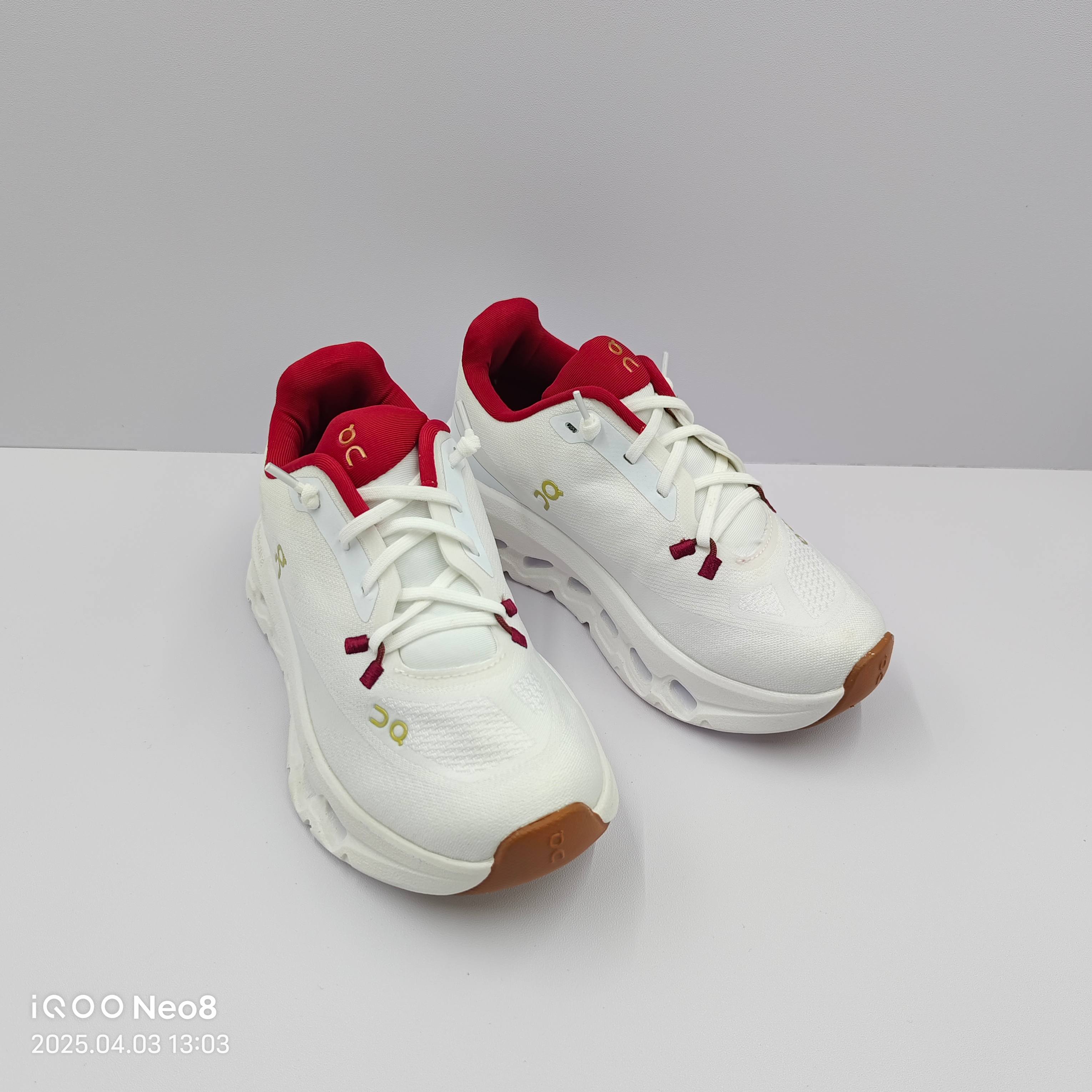 NO:211434,On Aopa Cloudtilt Comfortable and versatile non-slip and wear-resistant low-top life casual shoes Children's style White and red Color Size 28 29 30 31 32 33 34 35 36 37, Aopa sports shoes, christian louboutin, sneakers,19860909On昂跑Cloudtilt舒适百搭防滑耐磨低帮 生活休闲鞋 童款 白红 色 码数 28 29 30 31 32 33 34 35 36 37,昂跑运动鞋,christian louboutin,sneakers,,Children's