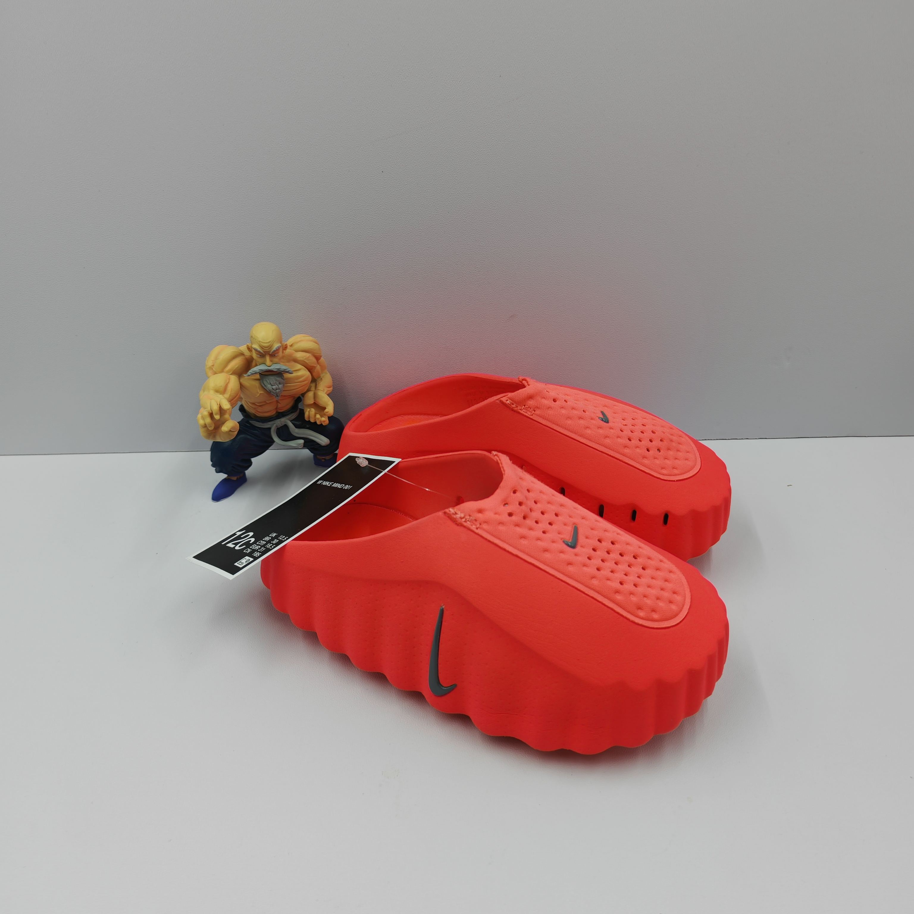 NO:879249,Nike Mind001 is comfortable and versatile, technological style, no special functions, toe-cap slippers for children, red, size 30 31 32 33 34 35, slippers, sandals, sandals, slippers,19860909Nike Mind001舒适百搭 科技风 无特殊功能包头拖鞋童鞋 红色 码数 30 31 32 33 34 35,拖鞋拖鞋，凉鞋,sandals,slippers,,Children's