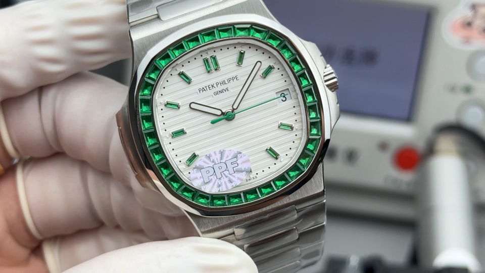 _dlT9s_ib9wEWESeWAXBlw3RqiE7Dcb5vaAi2q0g