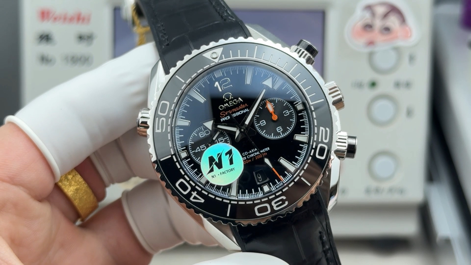 N1Factory 600 Cal.9900 T 72 316L : Omega