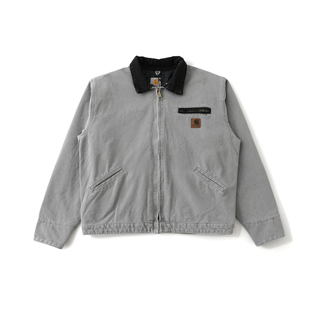 💰210
🇦🇪 Carhartt卡哈特 中古款J97底特律重磅水洗夹克外套 (顶级版本)
🪐今年最炸裂单品, 定织原版高密帆布面料,为了达到古着款年久做旧的效果,成衣染色,反复褪色调色,顶级工艺,内里为涤棉格纹面料 面料硬挺 可以站立起来!
🪐做旧皮标 ,开模做旧五金,原版短廓版型,全套三标辅料齐全
颜色:苔藓绿色 汽油蓝色 金属灰色
尺码:M L XL XXL
衣长 胸围 肩宽 袖长
M 68 130 55 62
L 70 134 56 63
XL 72 138 57 64
XXL 74 142 58 65