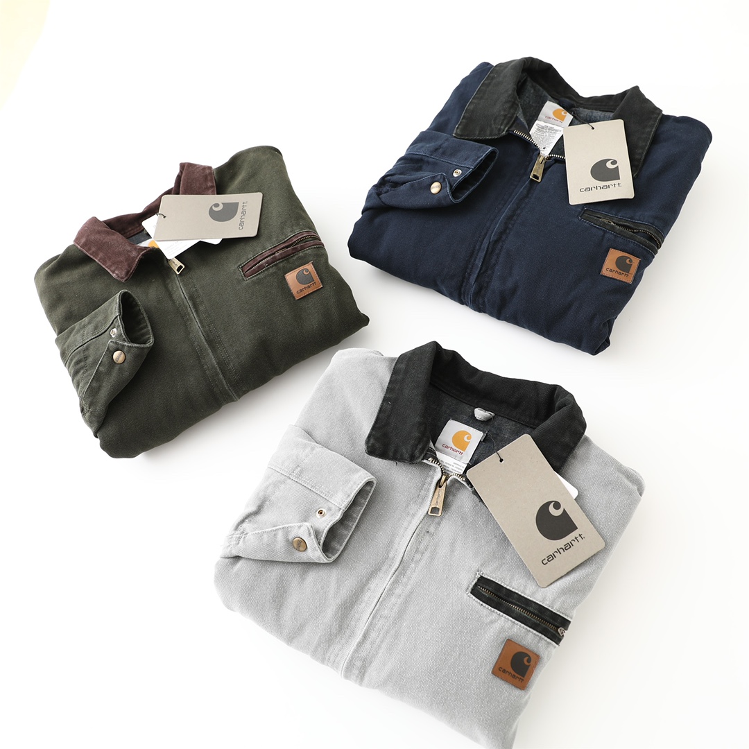 💰210
🇦🇪 Carhartt卡哈特 中古款J97底特律重磅水洗夹克外套 (顶级版本)
🪐今年最炸裂单品, 定织原版高密帆布面料,为了达到古着款年久做旧的效果,成衣染色,反复褪色调色,顶级工艺,内里为涤棉格纹面料 面料硬挺 可以站立起来!
🪐做旧皮标 ,开模做旧五金,原版短廓版型,全套三标辅料齐全
颜色:苔藓绿色 汽油蓝色 金属灰色
尺码:M L XL XXL
衣长 胸围 肩宽 袖长
M 68 130 55 62
L 70 134 56 63
XL 72 138 57 64
XXL 74 142 58 65