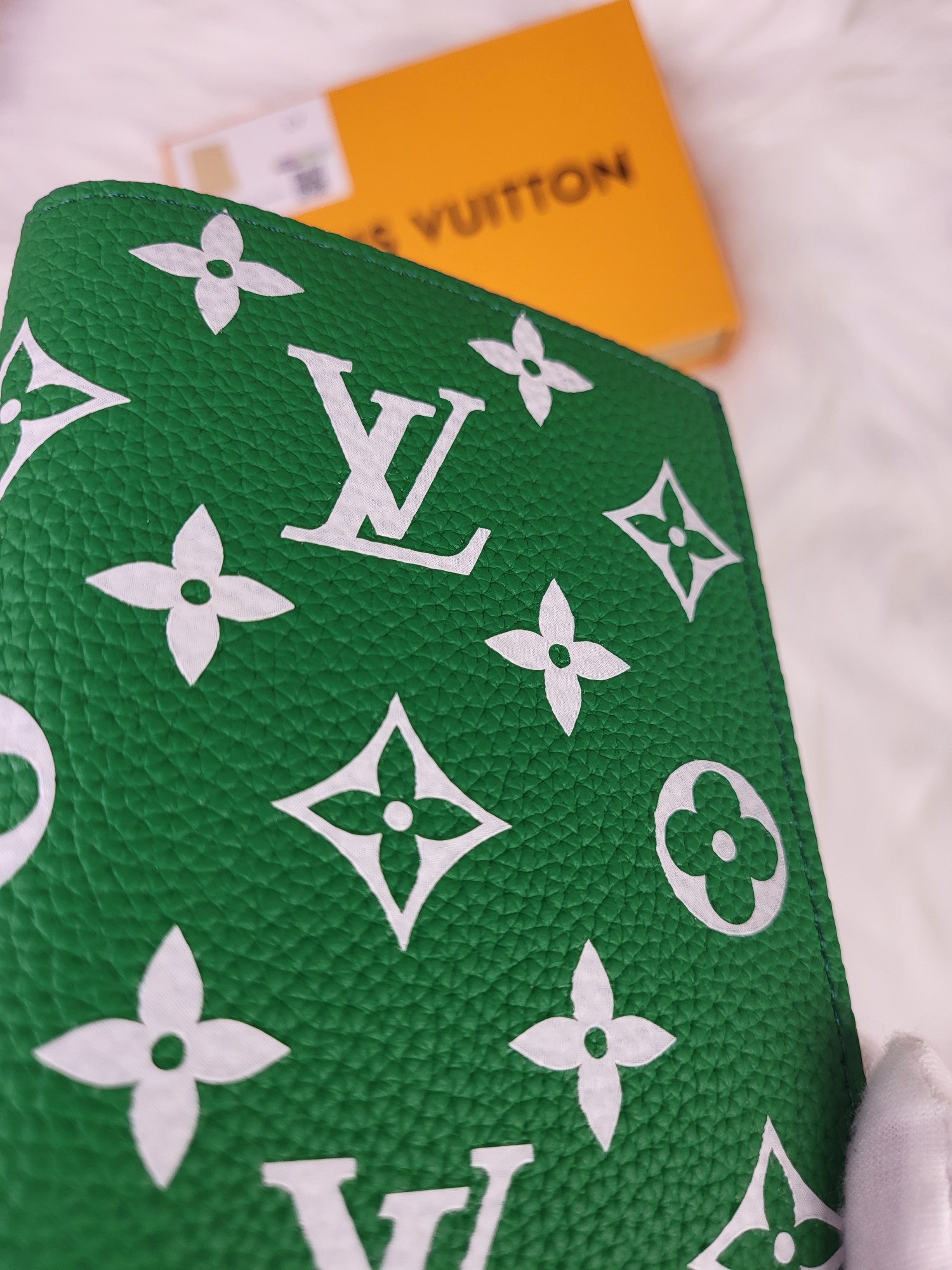 Passport holder interior view