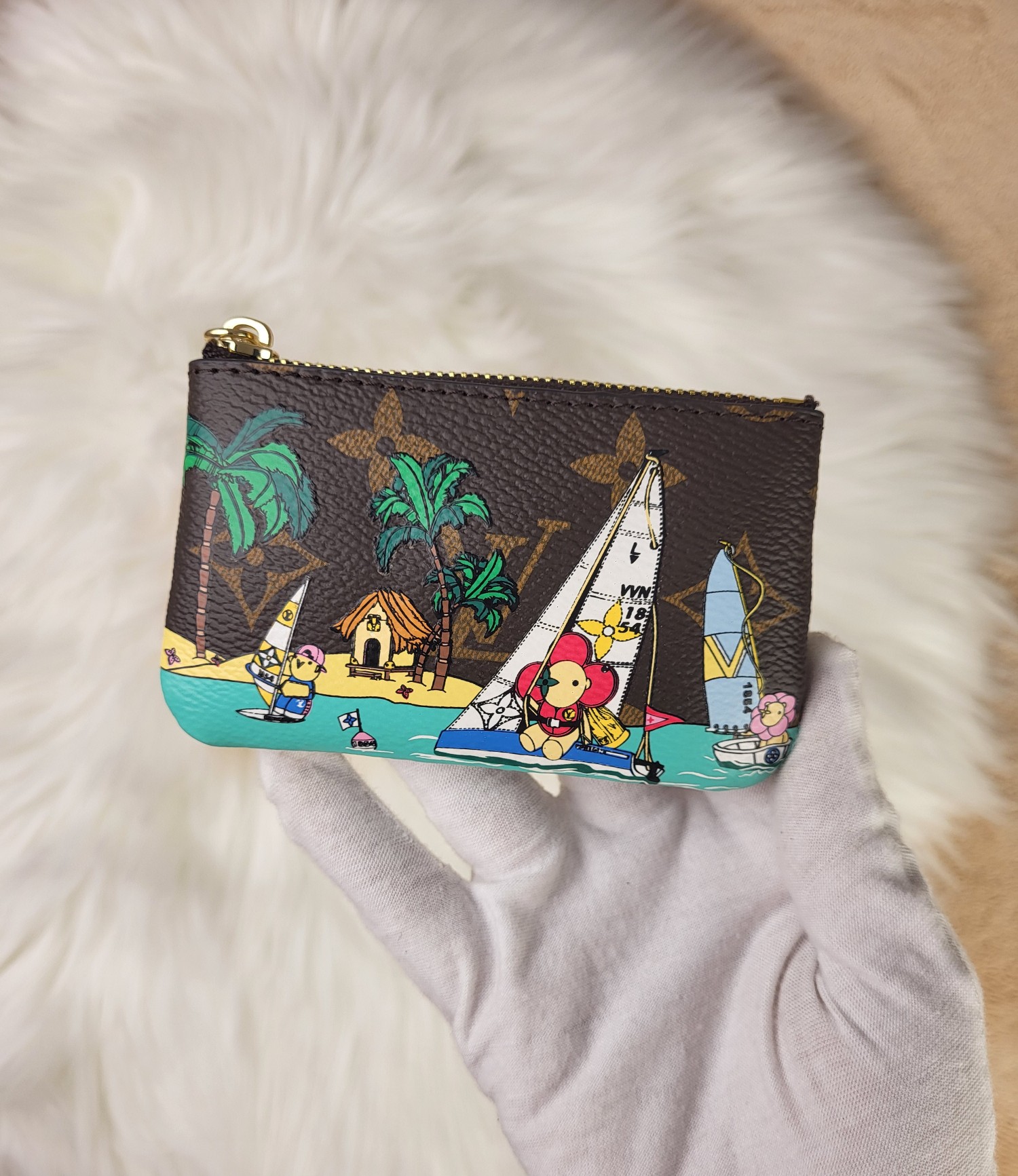 Genuine leather card case front view
