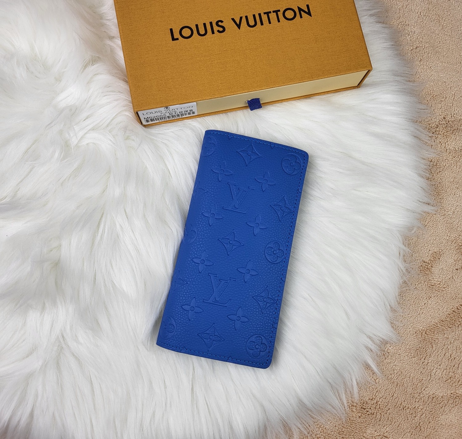 Front view of classic leather bifold wallet