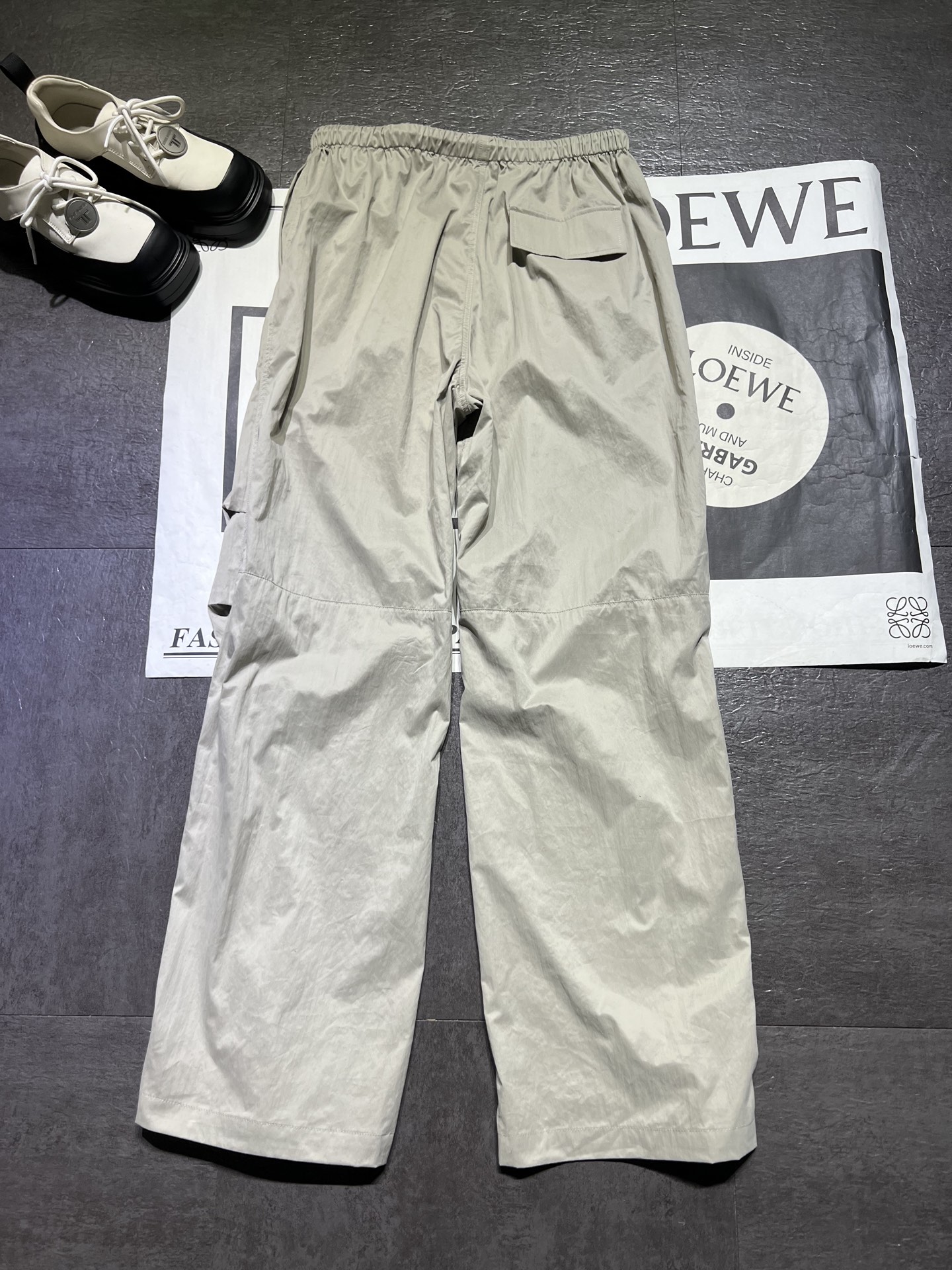 Embroidered Pants Suit for Women: Custom Red Tweed Design by Alexander Wan - 图片 5