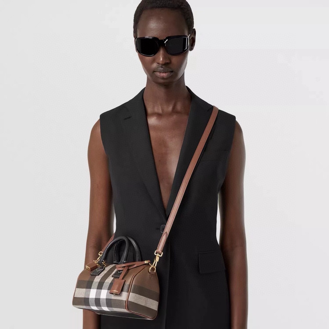 Burberry Advanced official website map