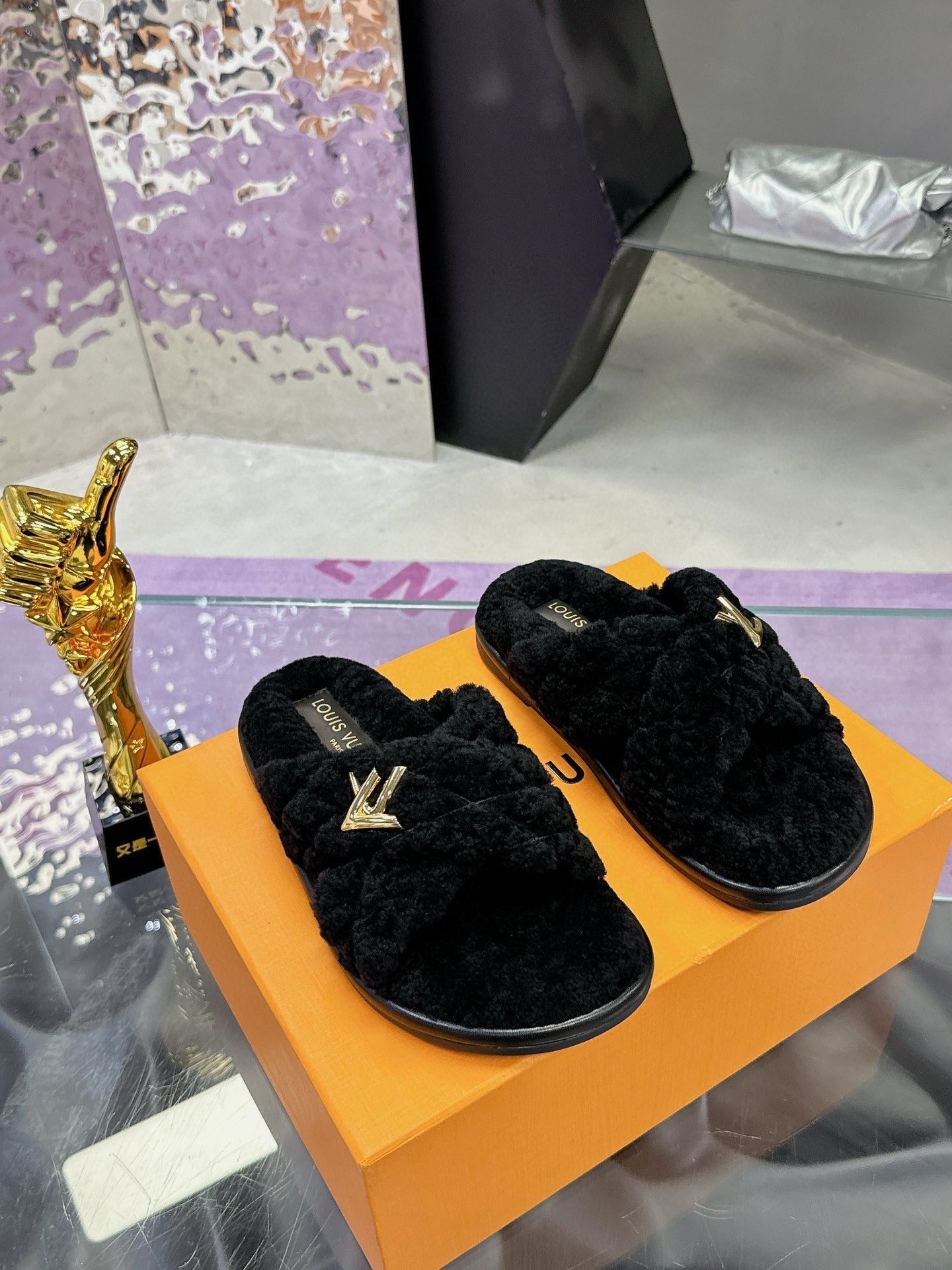 Louis Vuitton Schoenen Pantoffels Groothandel replica shop
 Lamswool Wol