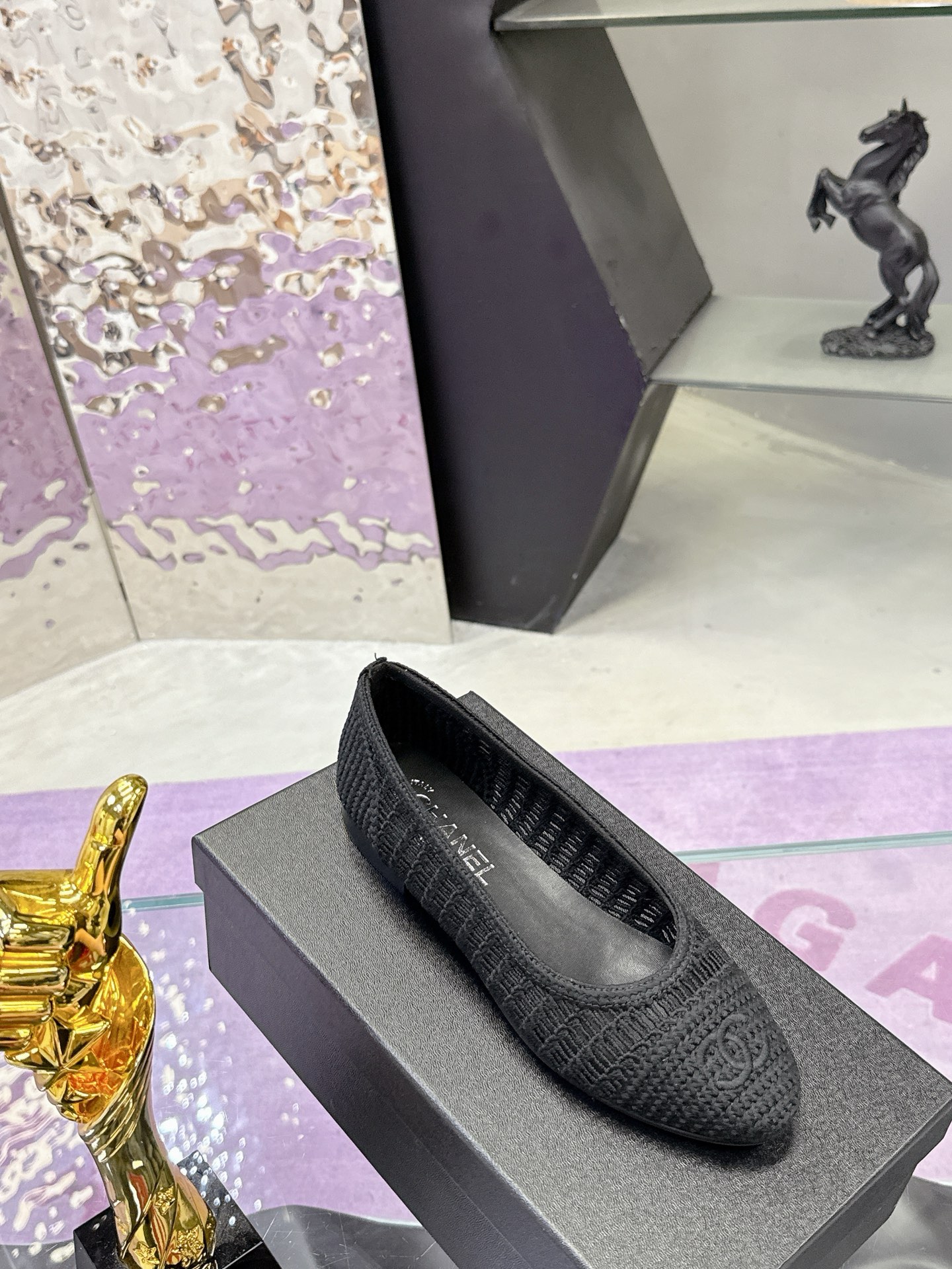 Chanel Classic Luxury Leather Shoe Loafer Ref.0E9E2AB4 4