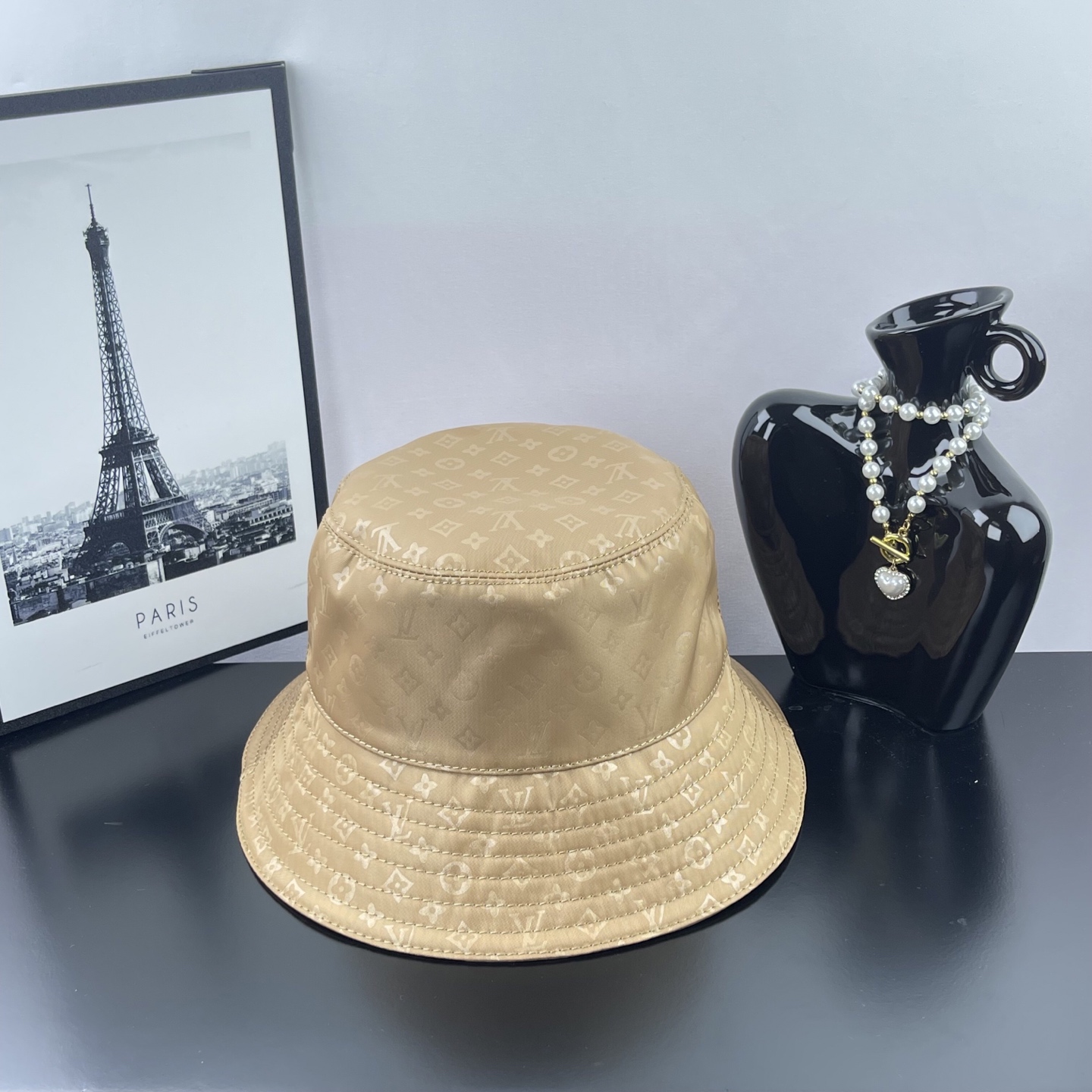 NO:365109,LV Louis Vuitton's new original single fisherman's hat, dark pattern print, original Oxford fabric, pure cotton lining, light and breathable!  Hat fisherman hat baseball hat knit hat, hat, louis vuitton, louis vuitton, espadrilles,hatsLV路易威登新款原单渔夫帽, 暗纹印花,专原版牛津布料,纯棉内里,轻盈透气！帽子渔夫帽棒球帽针织帽,帽子,louis vuitton,louis vuitton,espadrilles,hats,hat