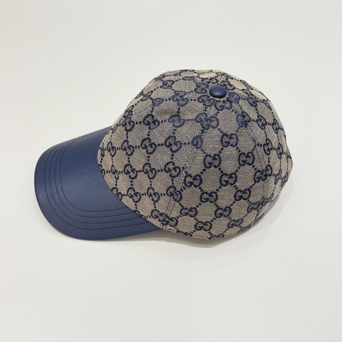 Gucci 新款 ，1:1 开模订制，完美版型，四色