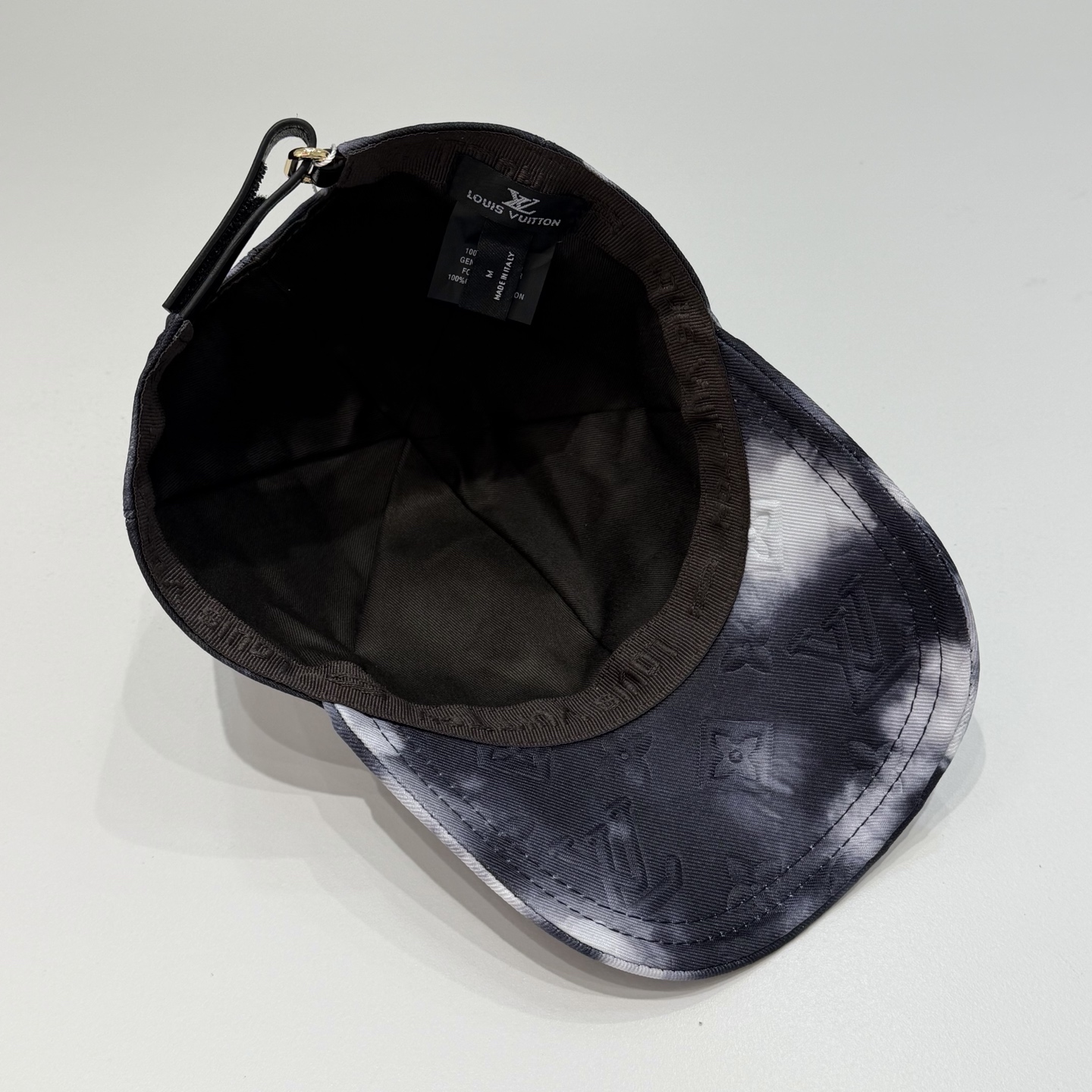 Louis Vuitton LV牛仔压花，头围58